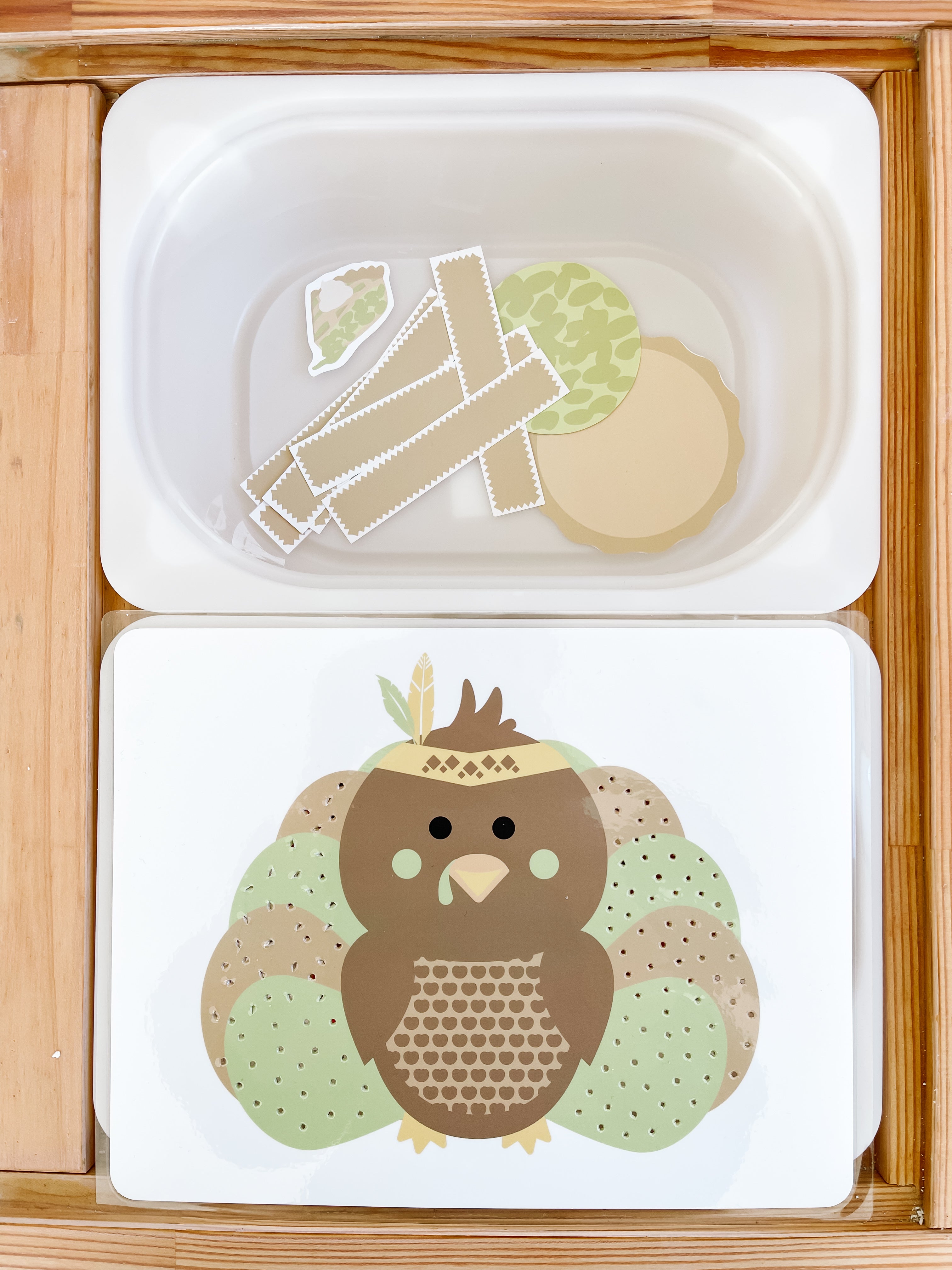 thanksgiving-dramatic-play-setup-Gift-Baby-Toys-13
