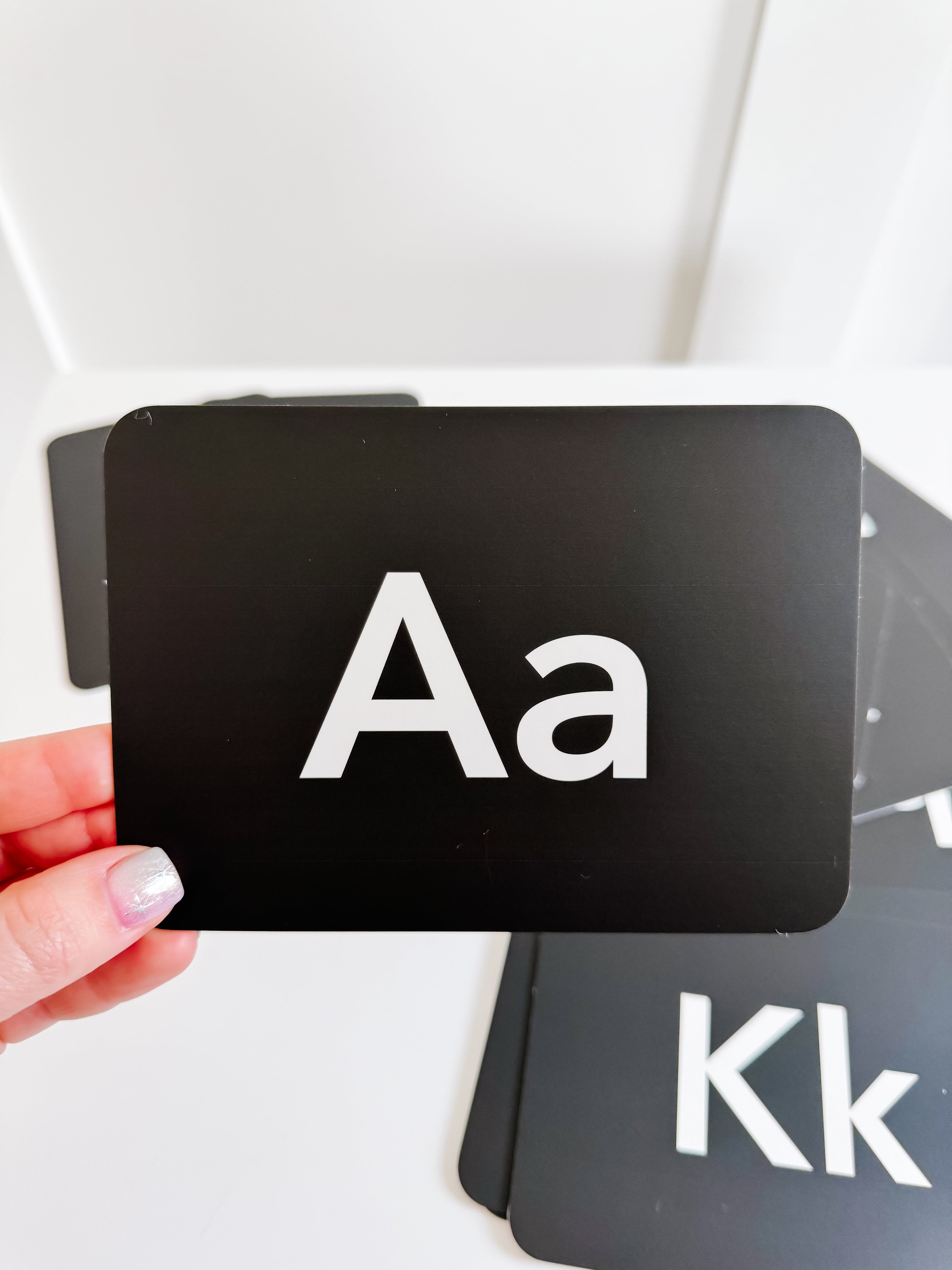 black-and-white-letter-flashcards-Gift-Baby-Toys-6