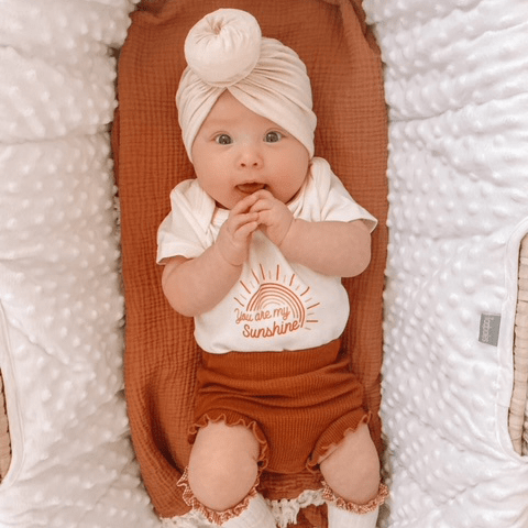 graphic-bodysuit-you-are-my-sunshine-Gift-Baby-Toys-2