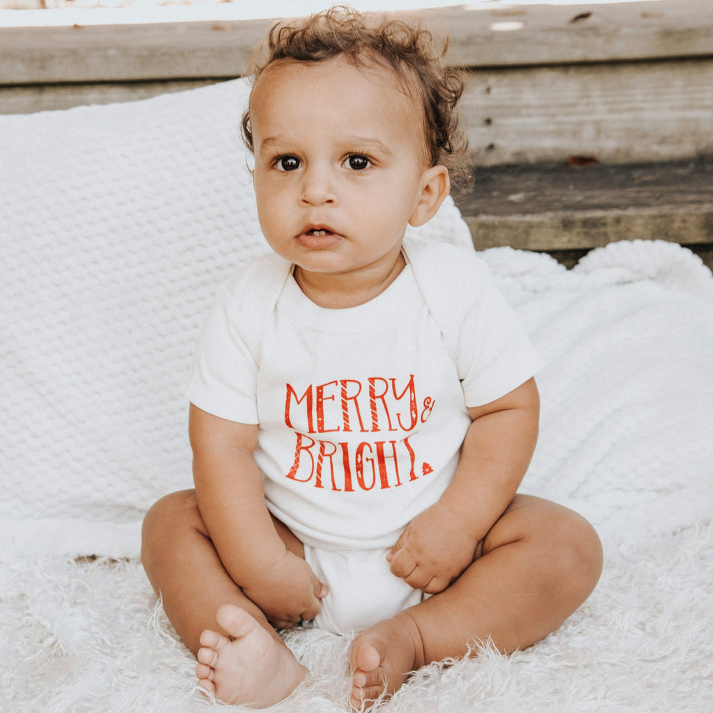 graphic-bodysuit-set-holiday-4-pack-1-free-Gift-Baby-Toys-2