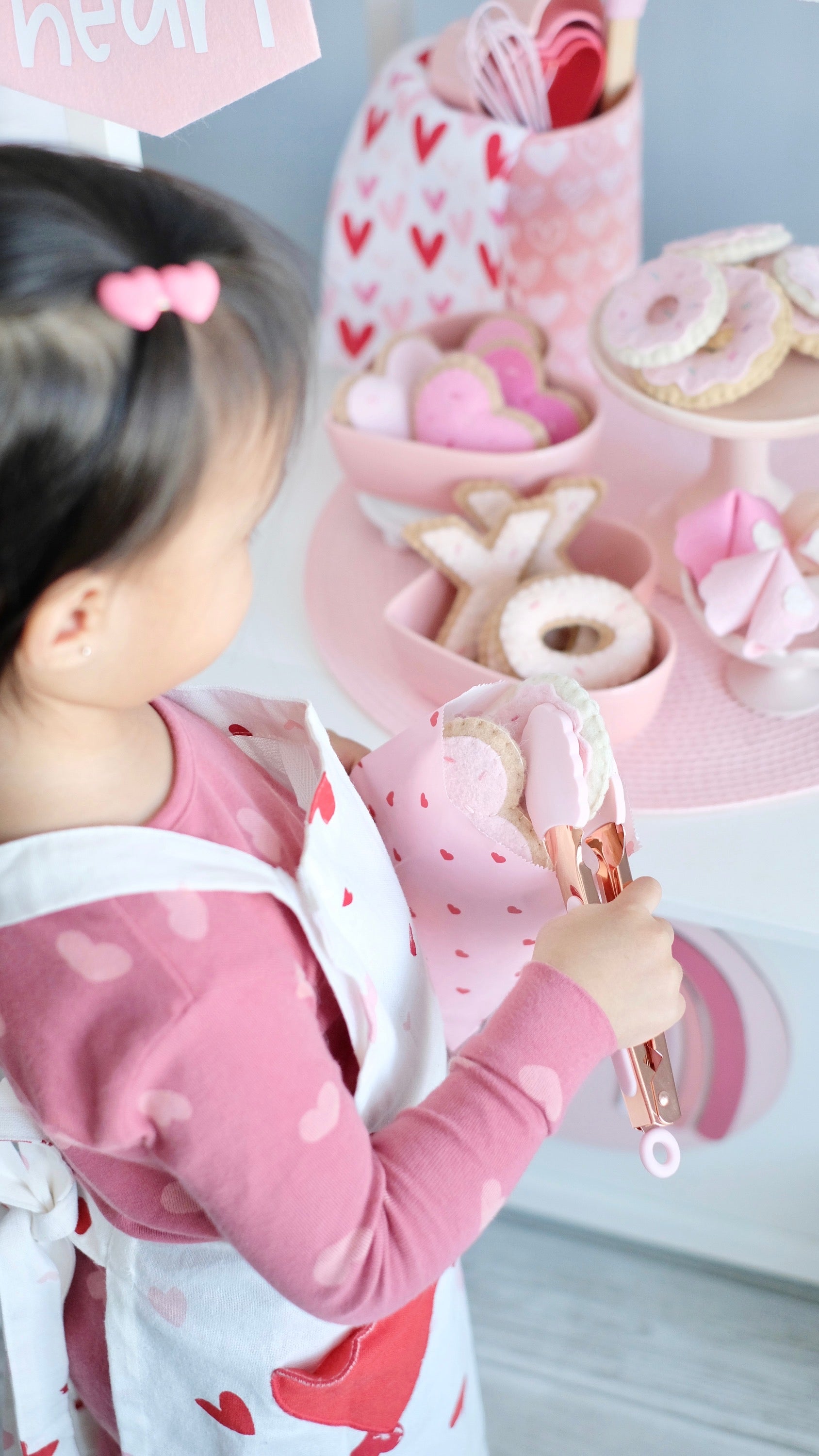 valentines-bakery-printable-dramatic-play-Gift-Baby-Toys-7