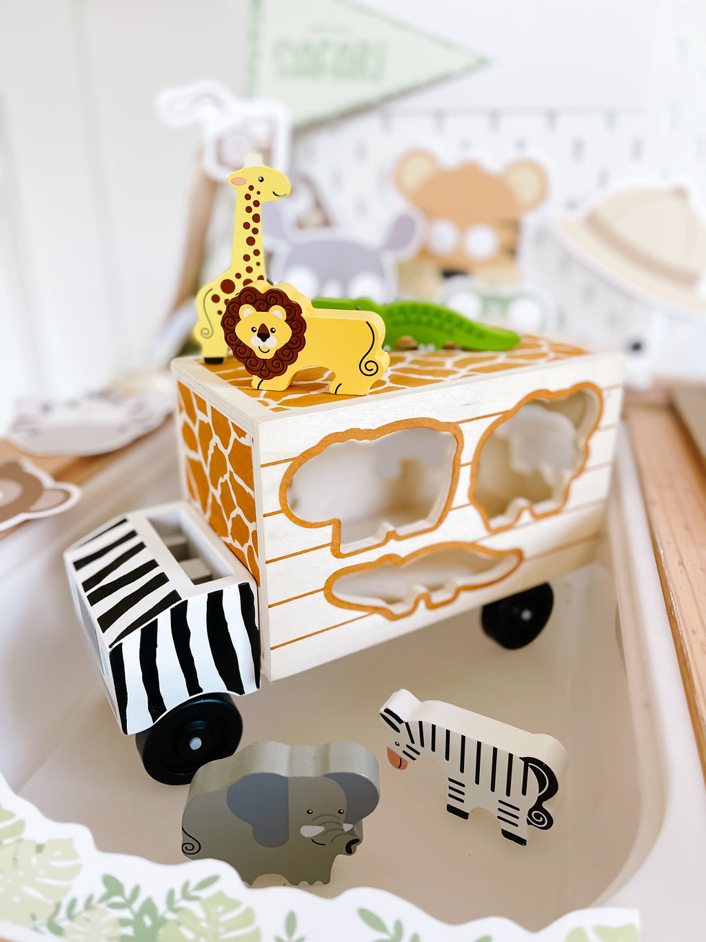 safari-adventure-dramatic-play-kit-Gift-Baby-Toys-23