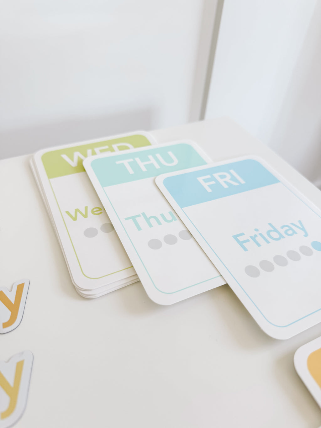 days-months-seasons-flashcards-and-magnets-Gift-Baby-Toys-4