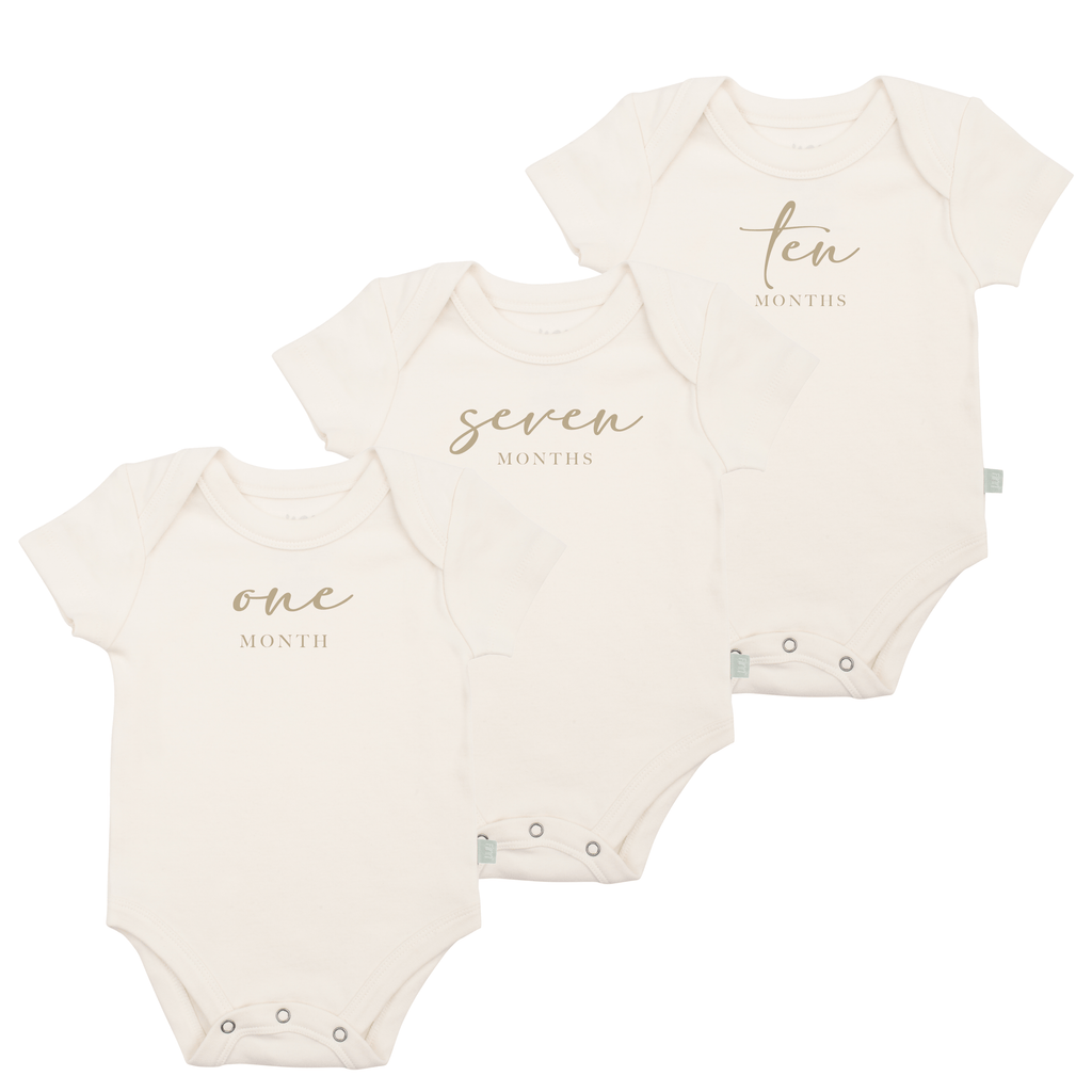 monthly-milestone-gift-set-taupe-Gift-Baby-Toysgift-set-1