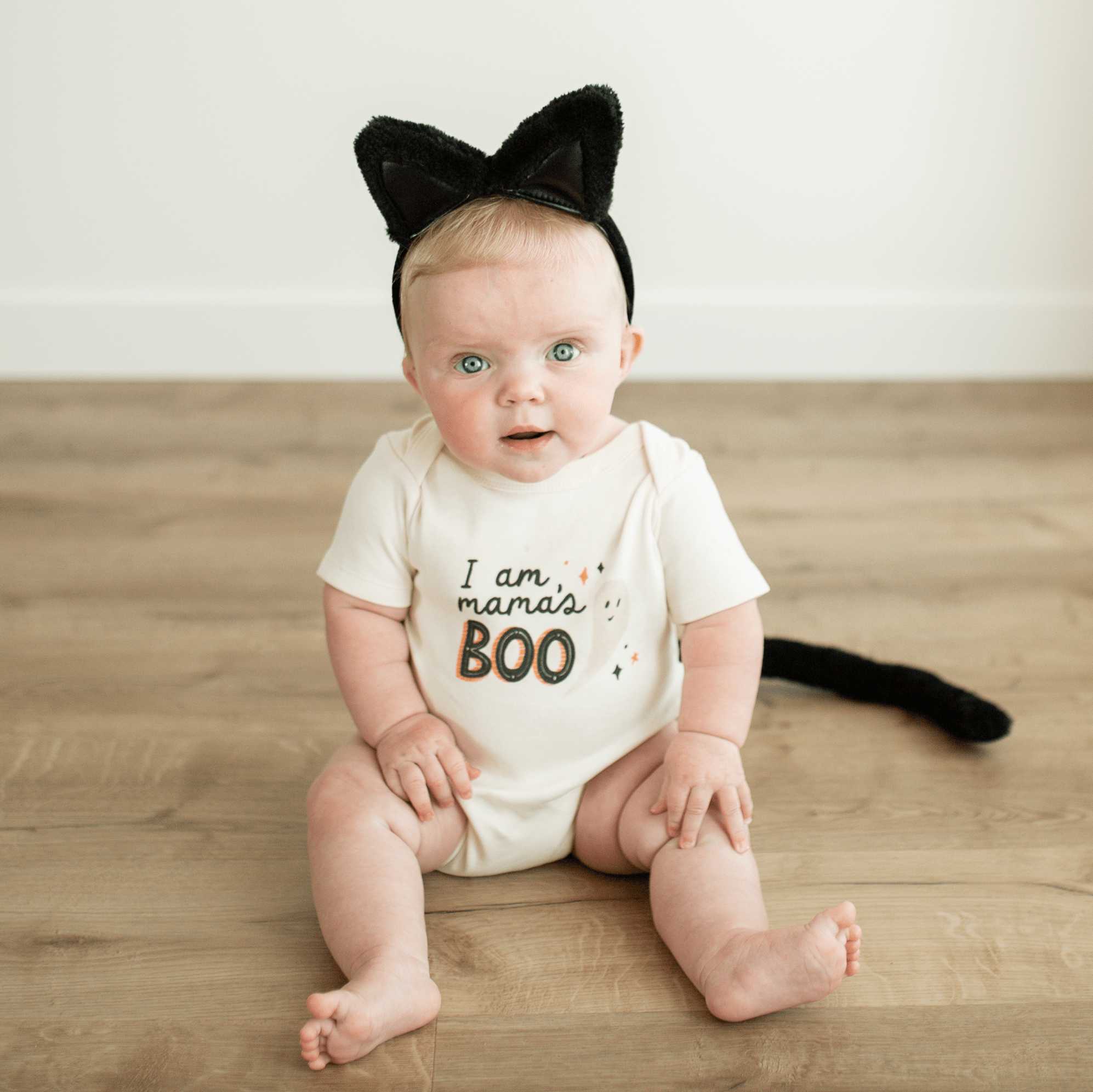 graphic-bodysuit-mamas-boo-Gift-Baby-Toys-3