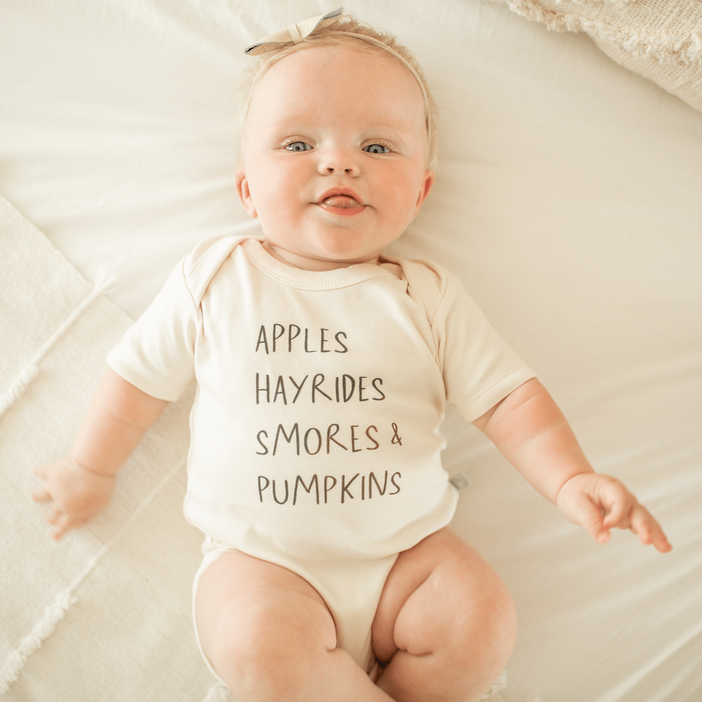 graphic-bodysuit-apples-hayrides-smores-Gift-Baby-Toys-2