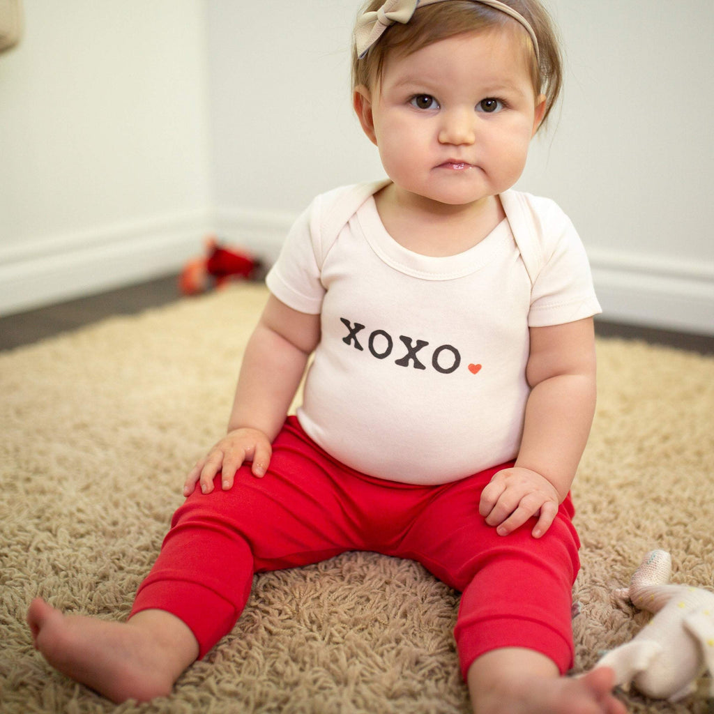 graphic-bodysuit-xoxo-Gift-Baby-Toys-2