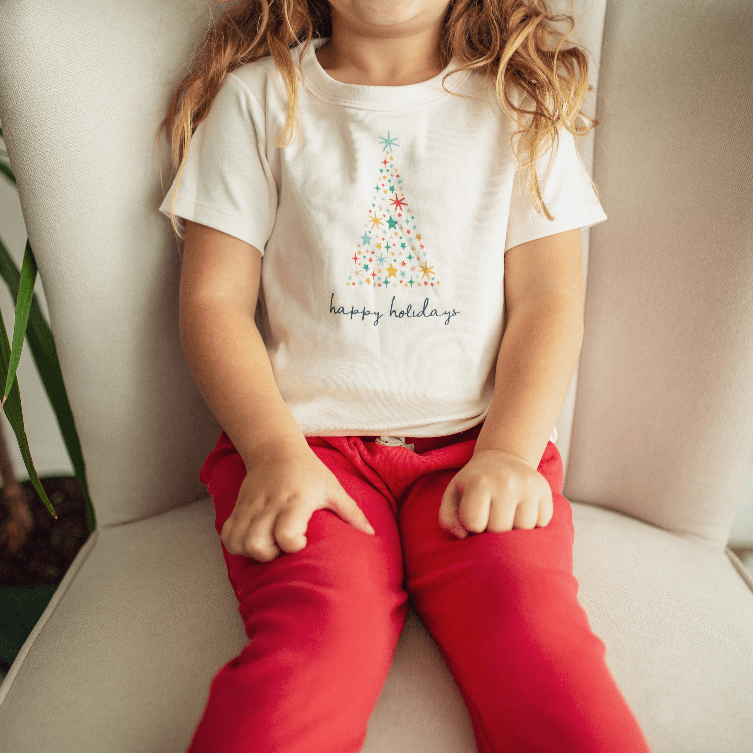graphic-tee-happy-holidays-tree-Gift-Baby-Toys-2