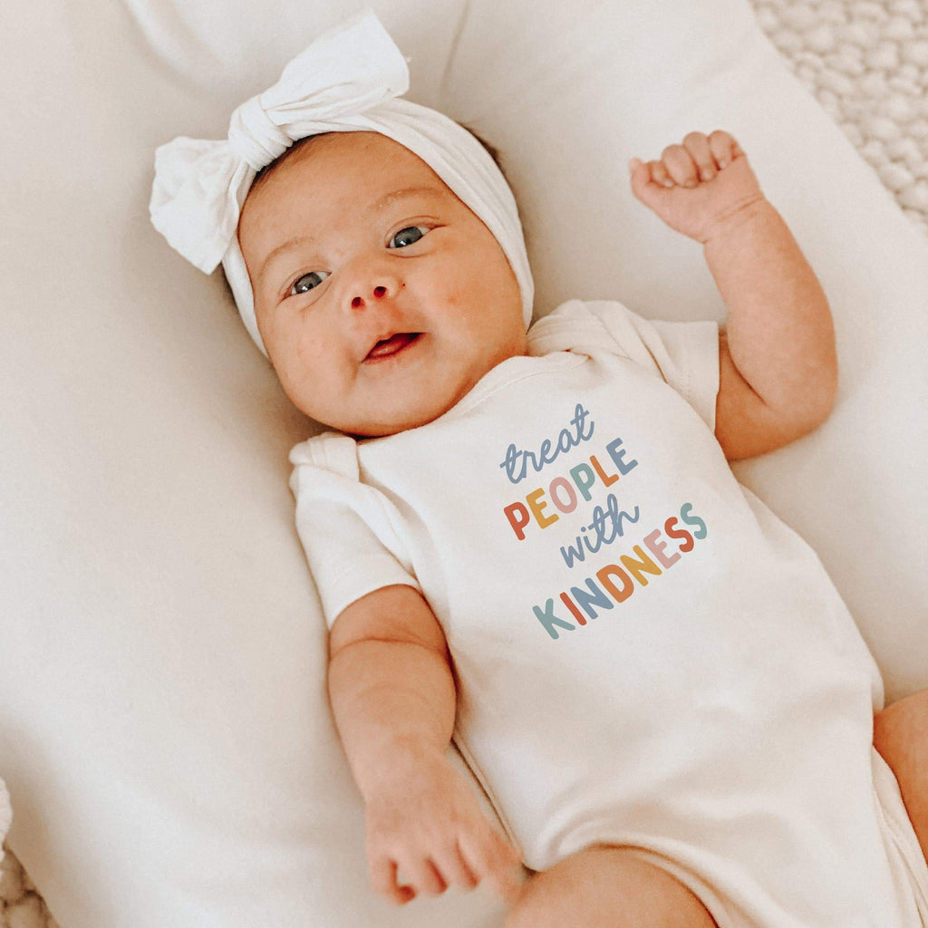 graphic-bodysuit-treat-people-with-kindness-Gift-Baby-Toys-3