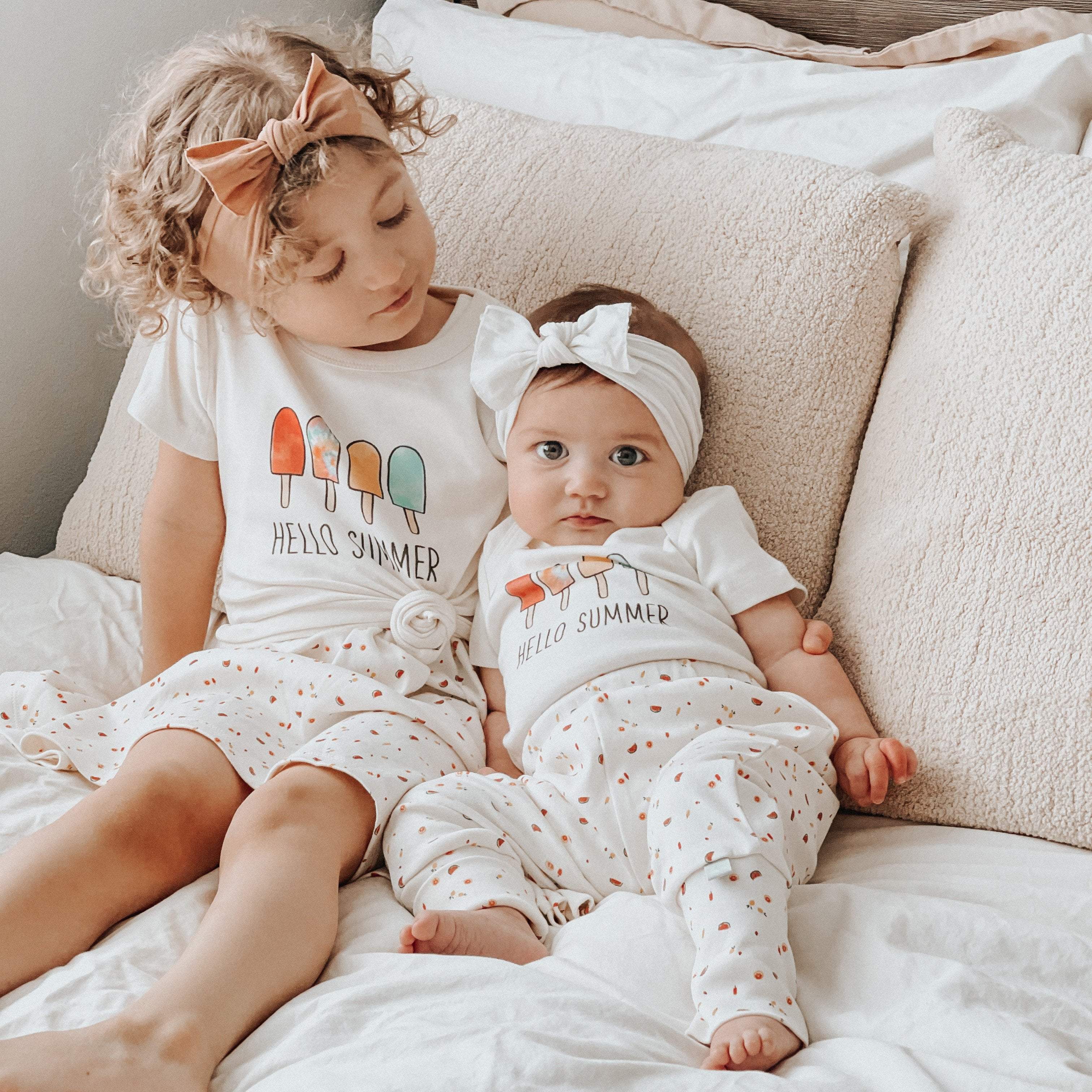 graphic-bodysuit-hello-summer-Gift-Baby-Toys-2
