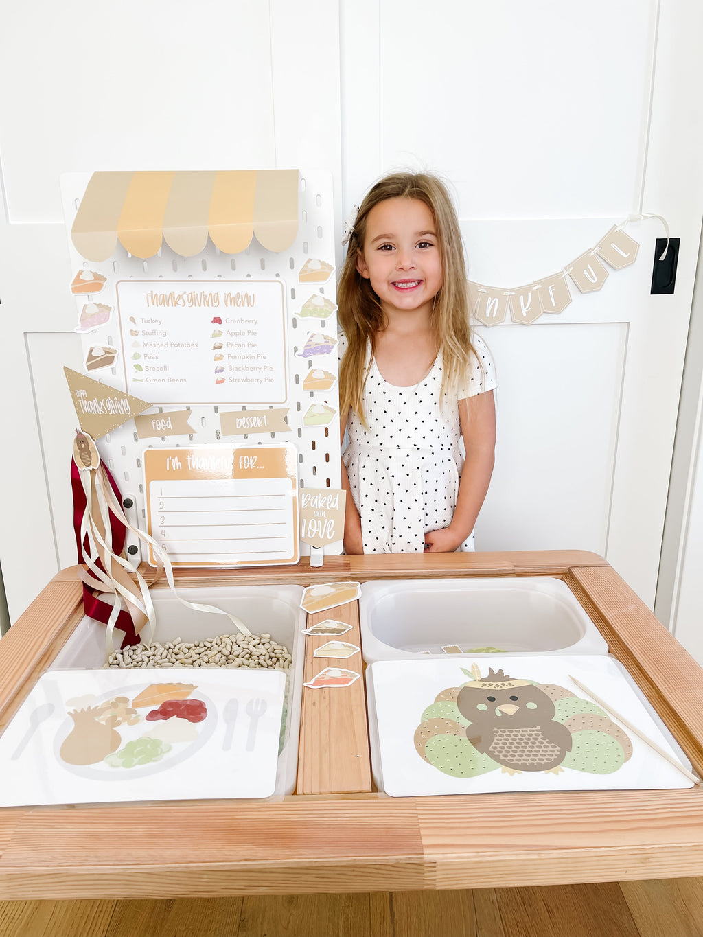 thanksgiving-dramatic-play-setup-Gift-Baby-Toys-6