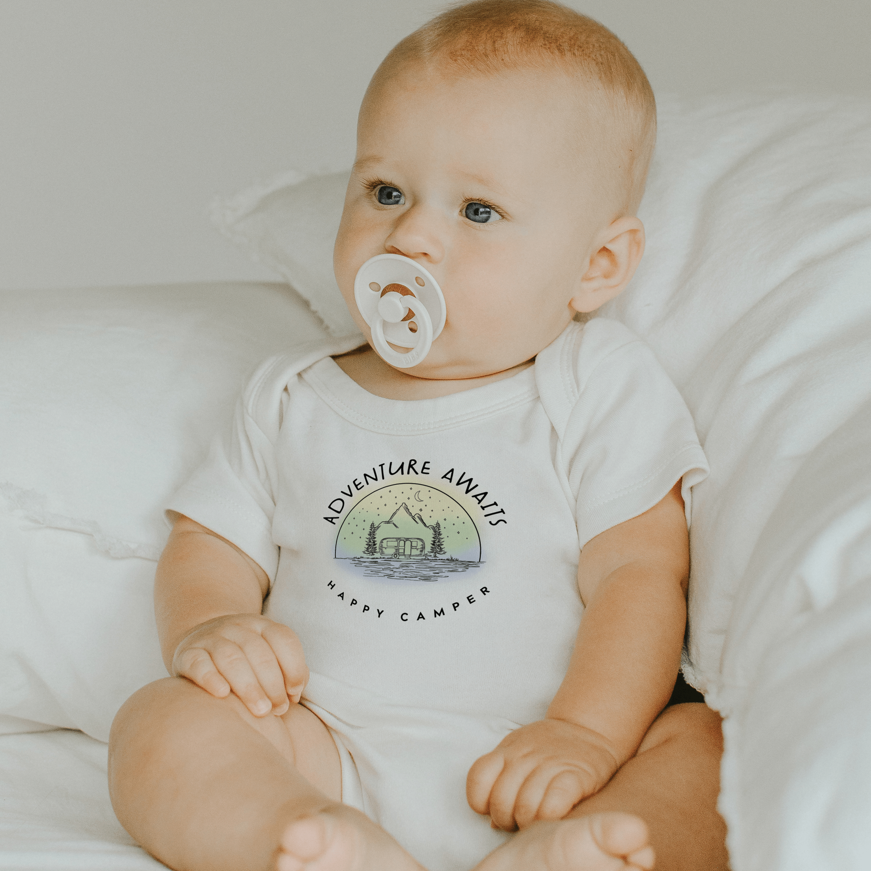 graphic-bodysuit-adventure-awaits-Gift-Baby-Toys-3