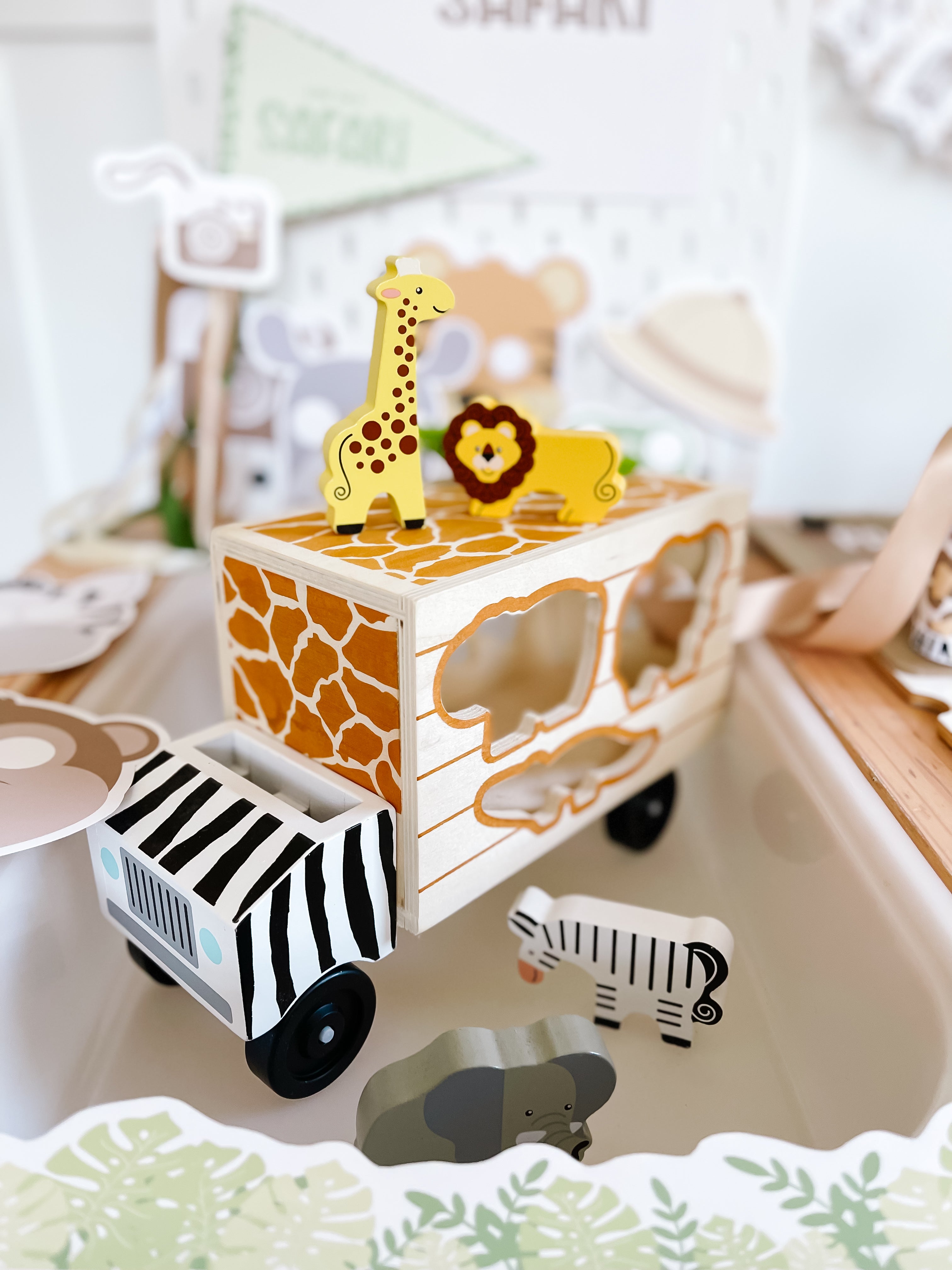 safari-adventure-dramatic-play-kit-Gift-Baby-Toys-9