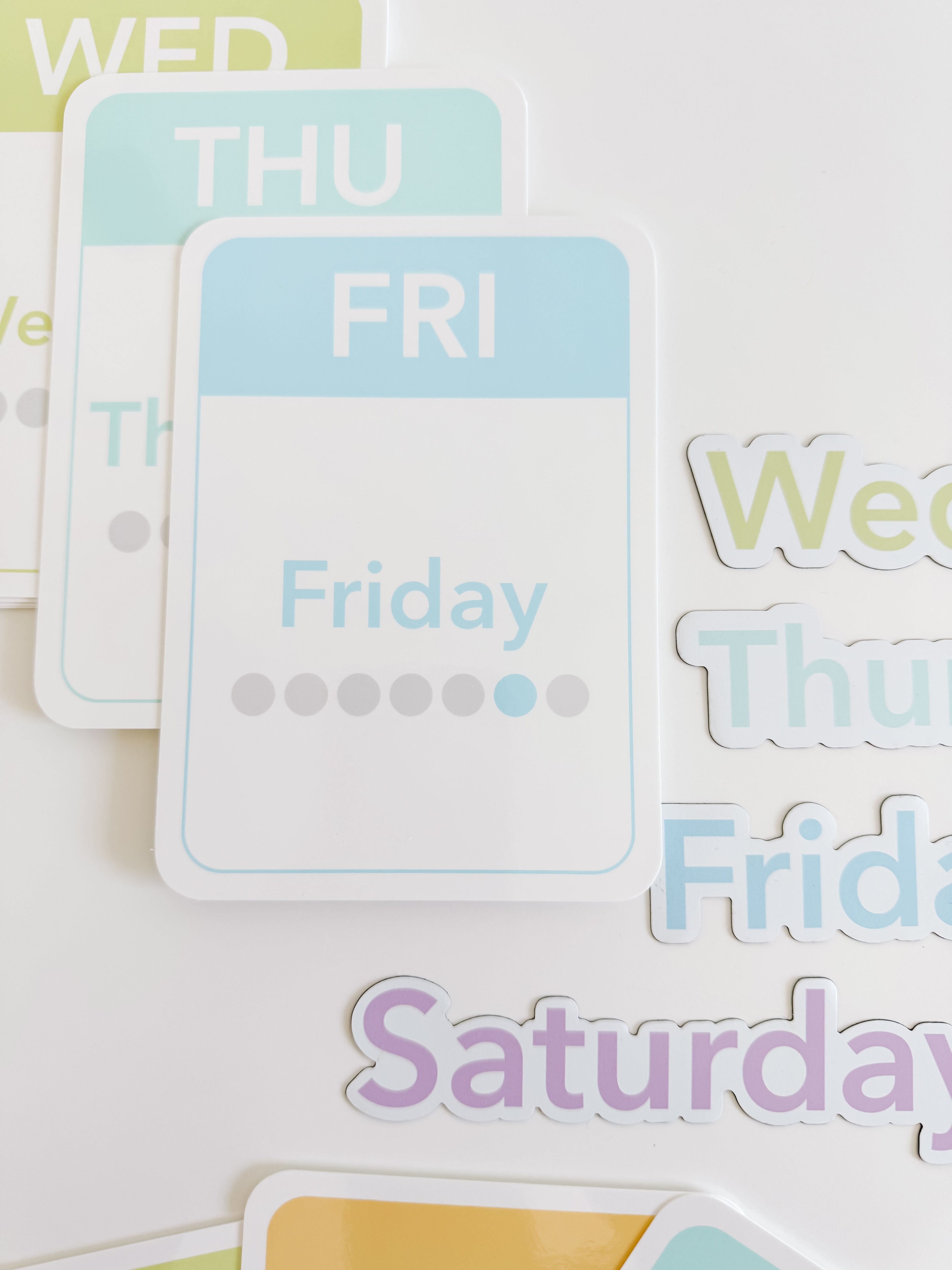 days-months-seasons-flashcards-and-magnets-Gift-Baby-Toys-13