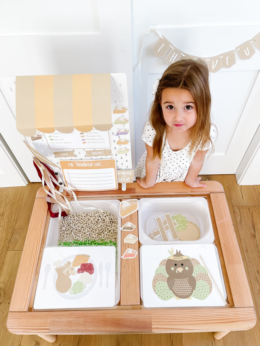 thanksgiving-dramatic-play-setup-Gift-Baby-Toys-10
