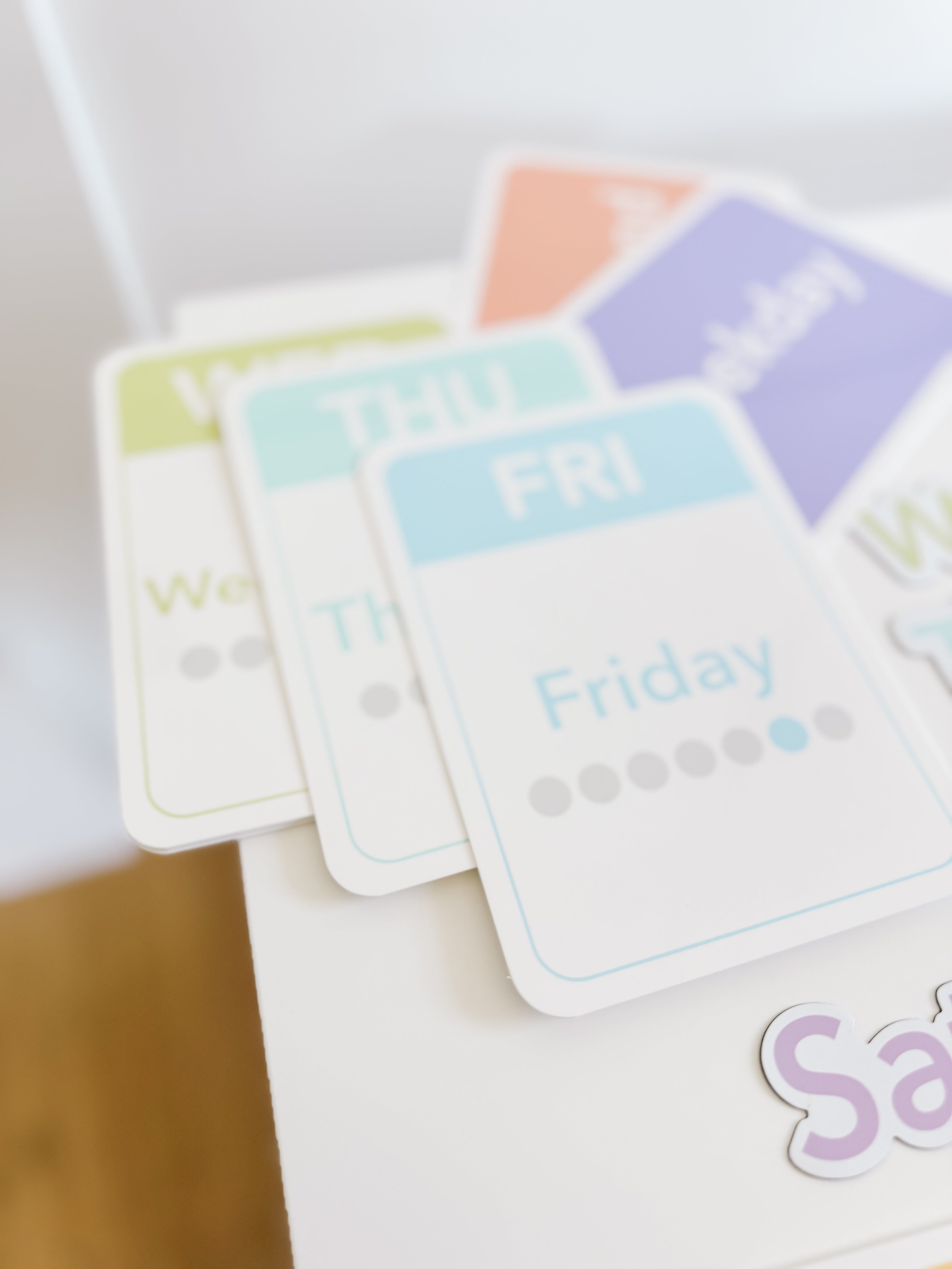 days-months-seasons-flashcards-and-magnets-Gift-Baby-Toys-15