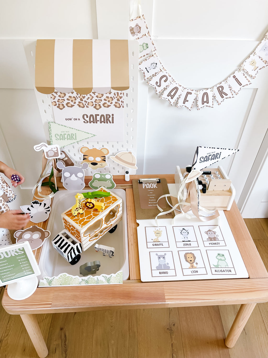 safari-adventure-dramatic-play-kit-Gift-Baby-Toys-21