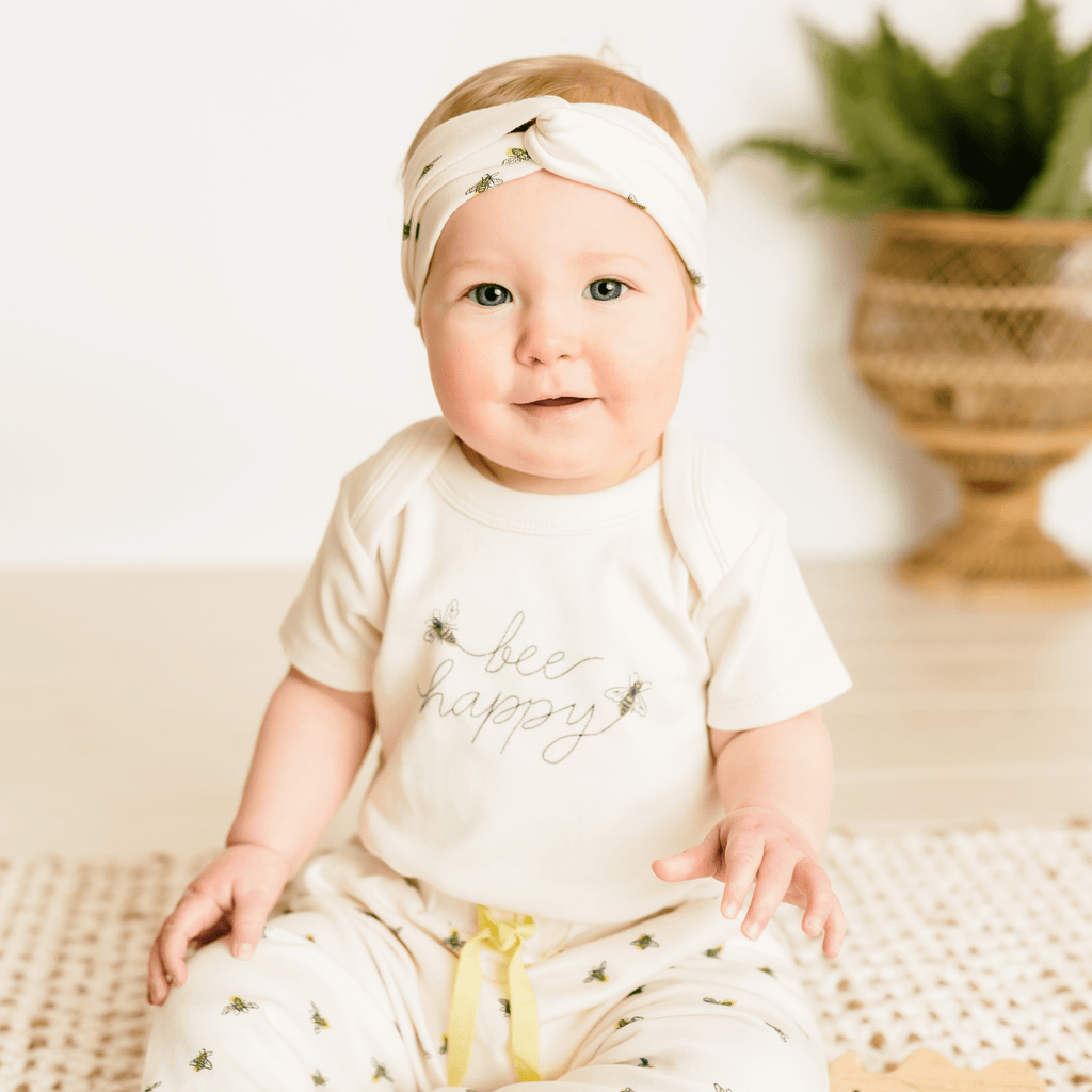 graphic-bodysuit-bee-happy-Gift-Baby-Toys-2