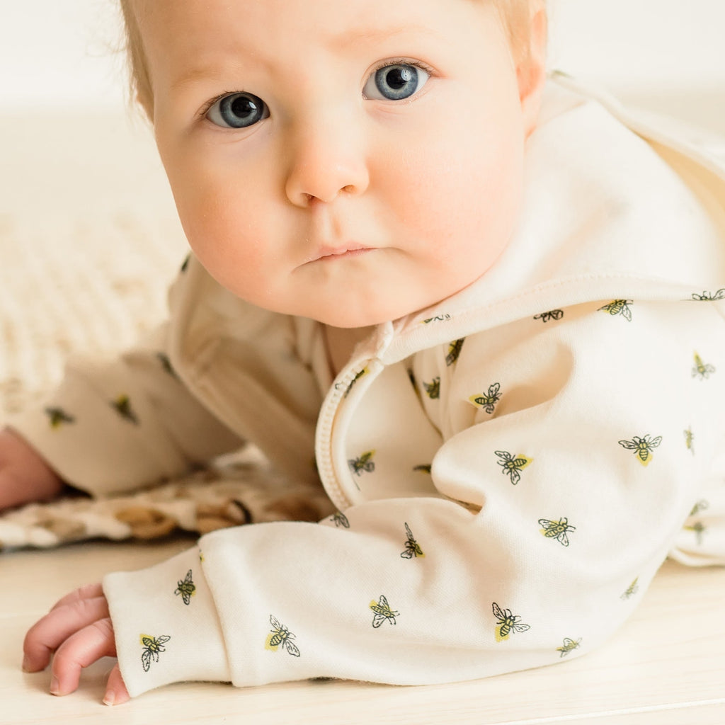 hoodie-busy-bees-Gift-Baby-Toys-3