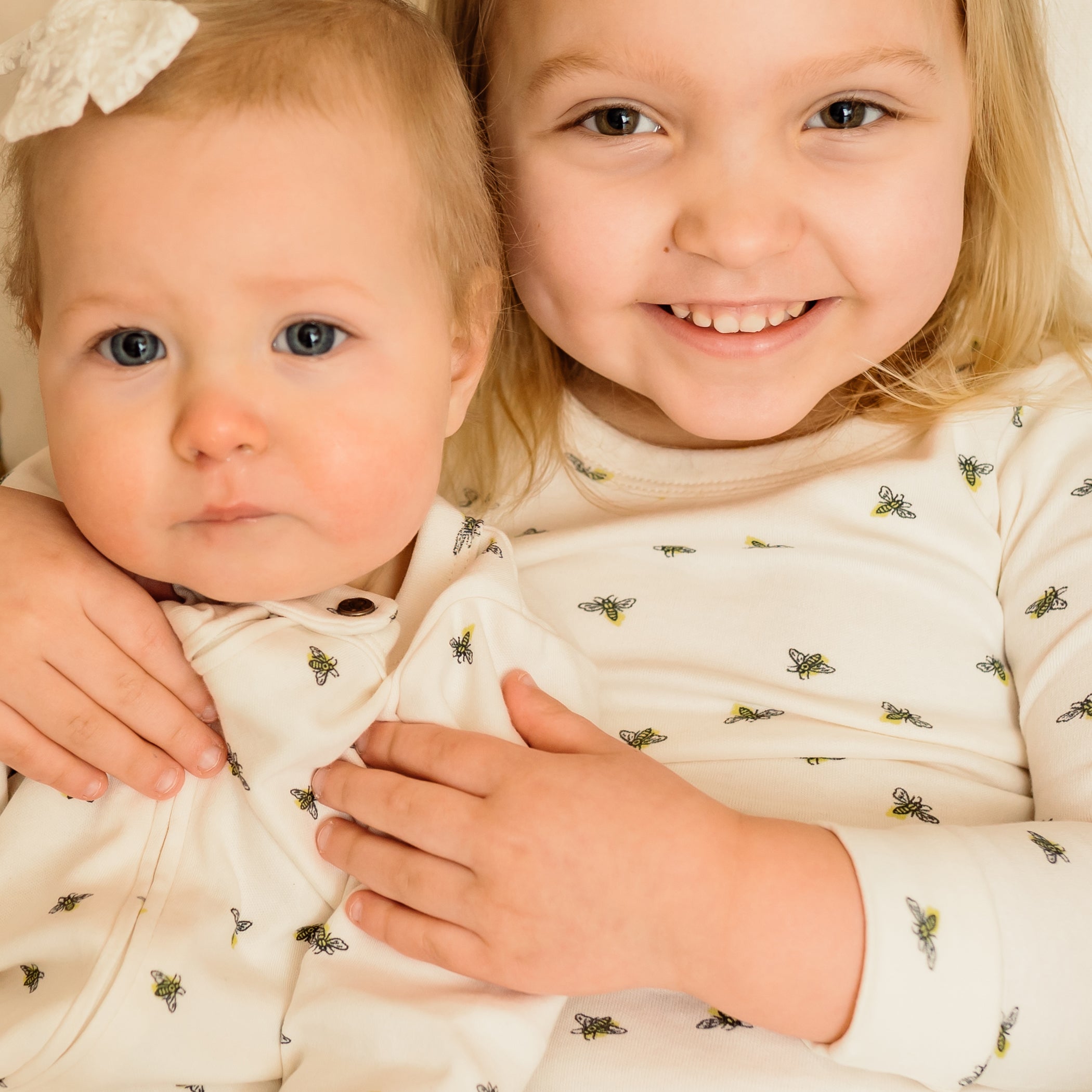 pajamas-busy-bees-Gift-Baby-Toys-4