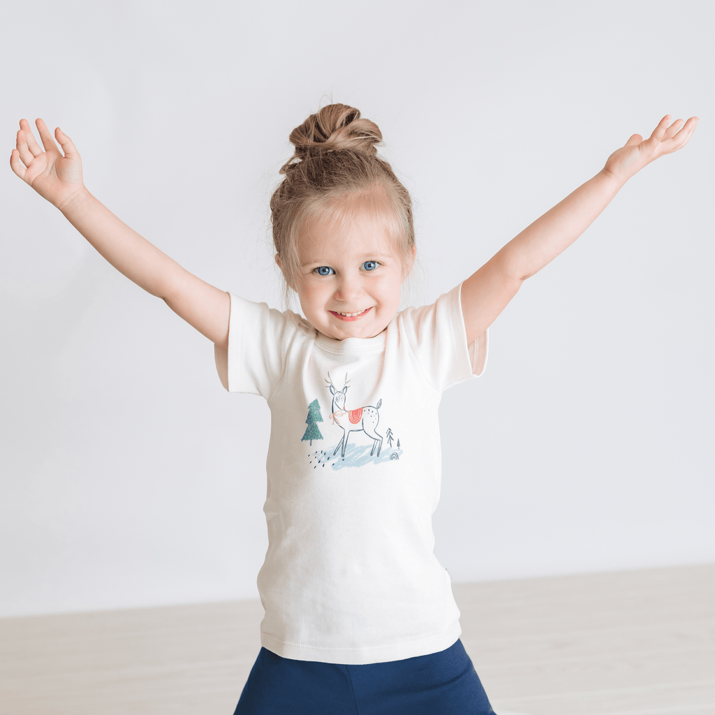 graphic-tee-christmas-deer-Gift-Baby-Toys-3