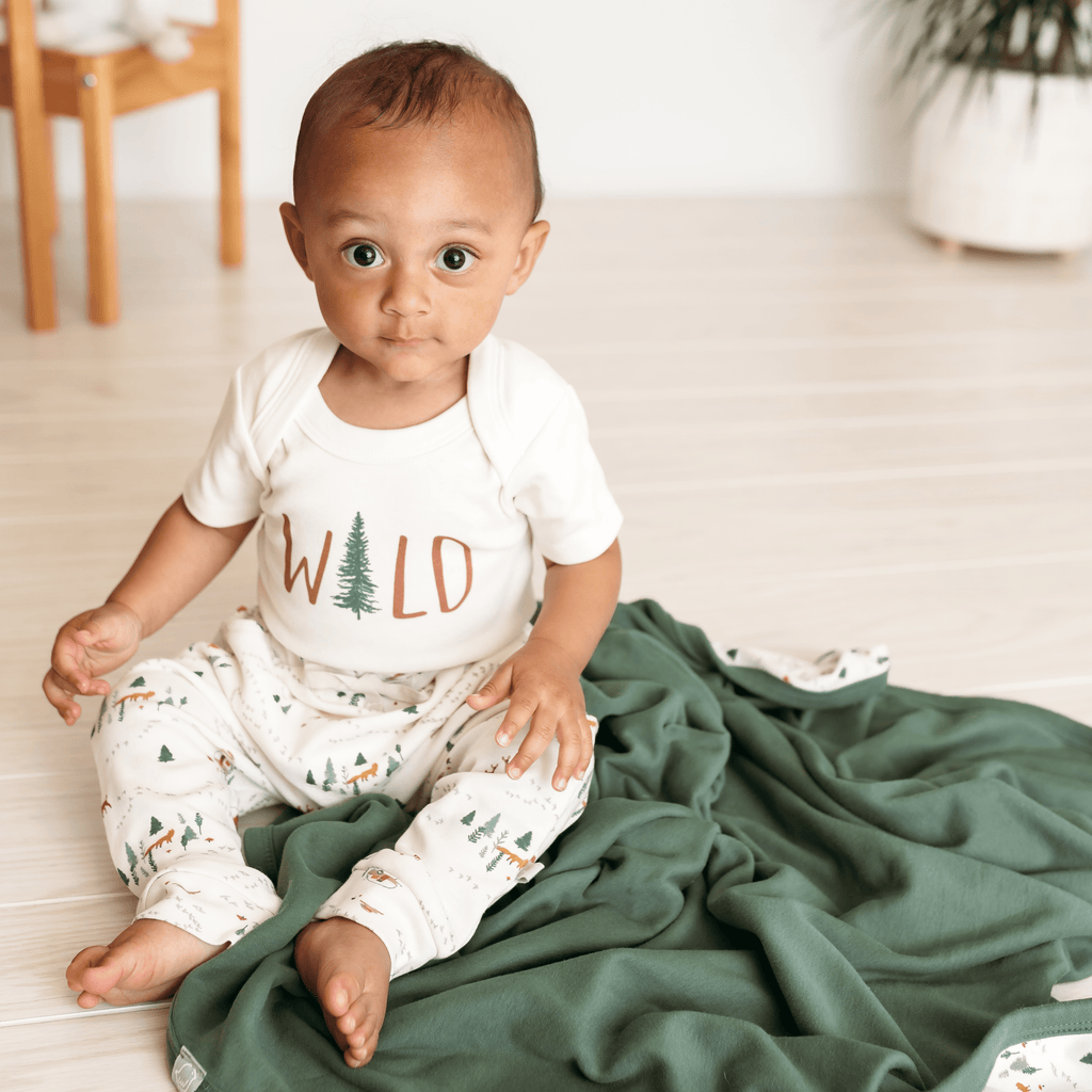 graphic-bodysuit-wild-Gift-Baby-Toys-2