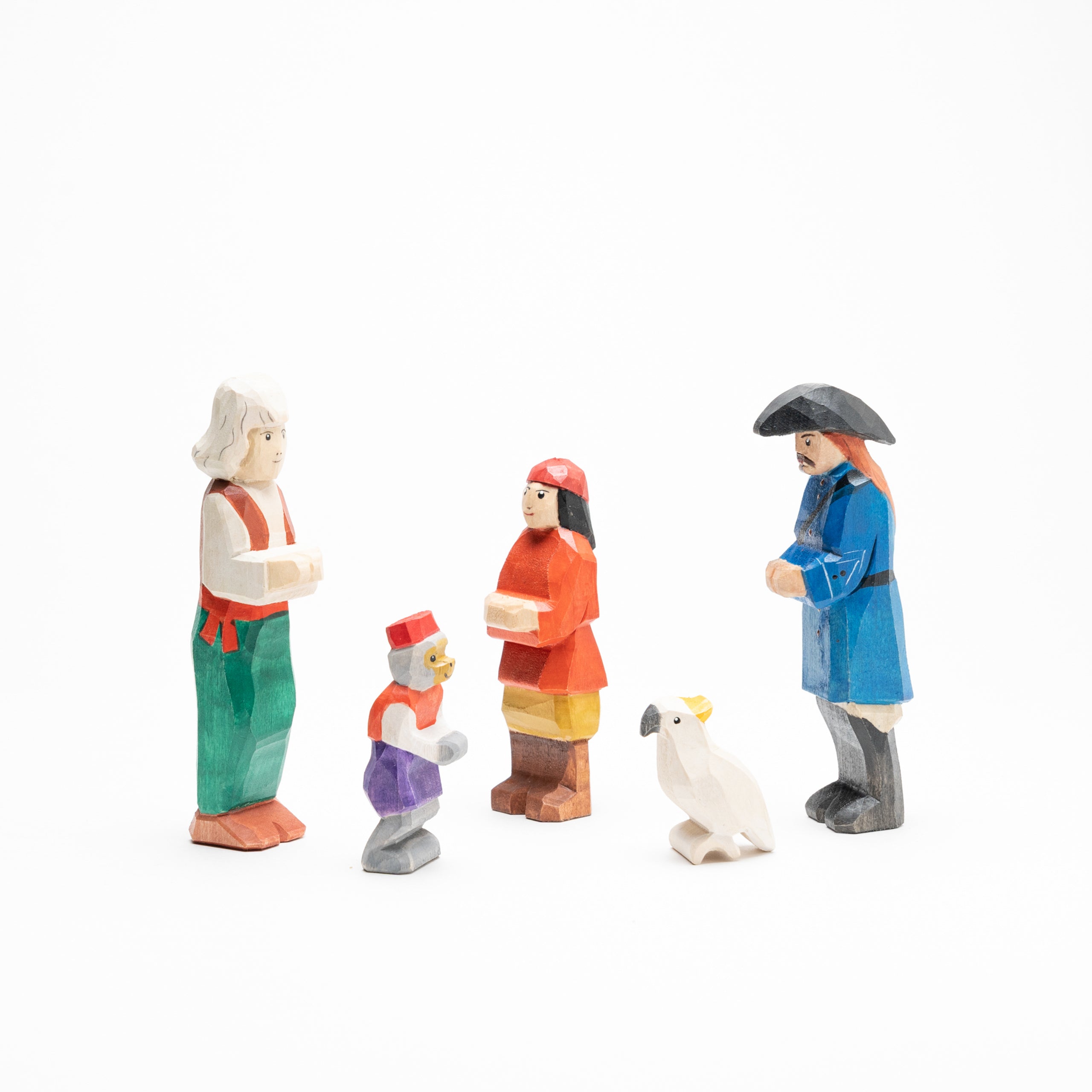 wooden-pirate-figurines-with-parrot-and-monkey-set-sail-for-adventure-Gift-Baby-Toys-2