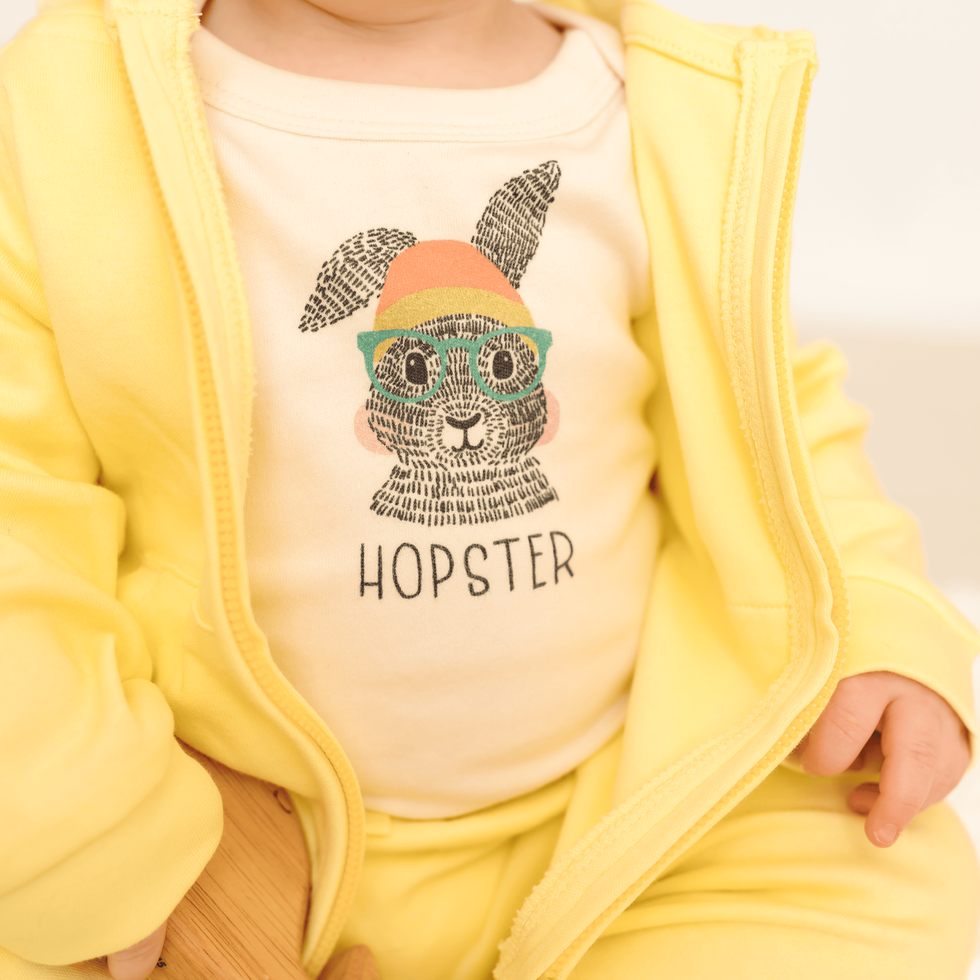 graphic-bodysuit-hopster-Gift-Baby-Toys-4
