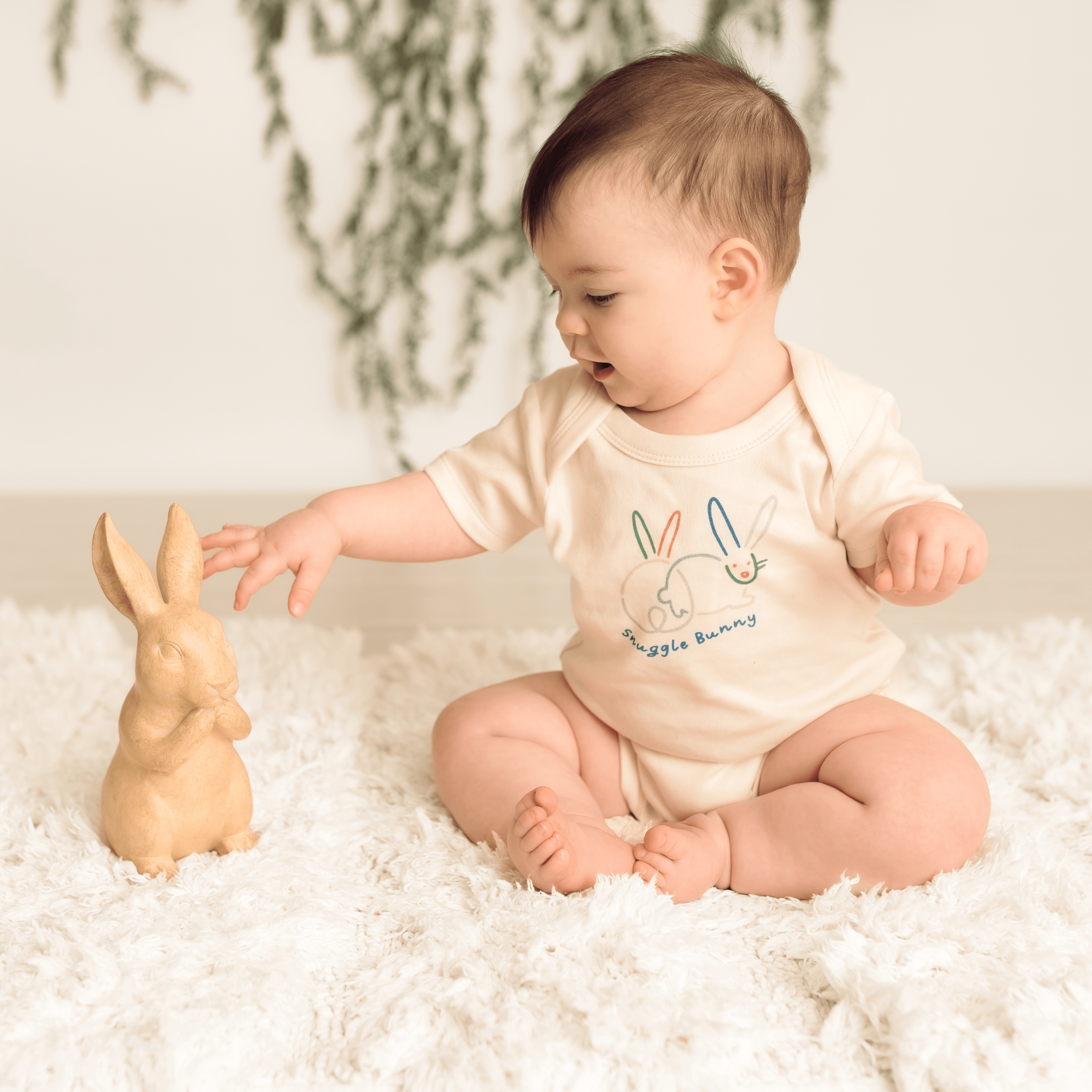 graphic-bodysuit-snuggle-bunny-Gift-Baby-Toys-2