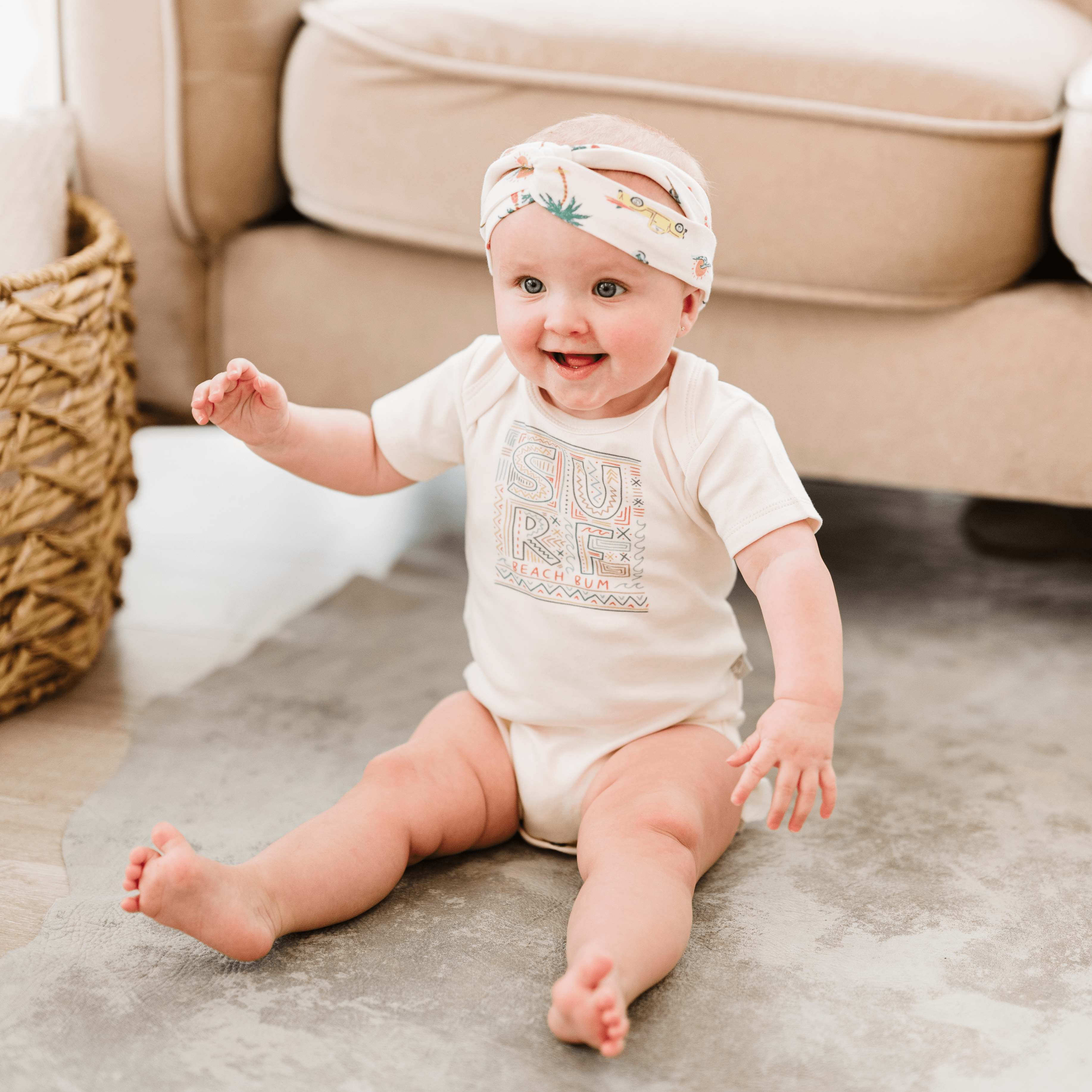 graphic-bodysuit-surf-Gift-Baby-Toys-3