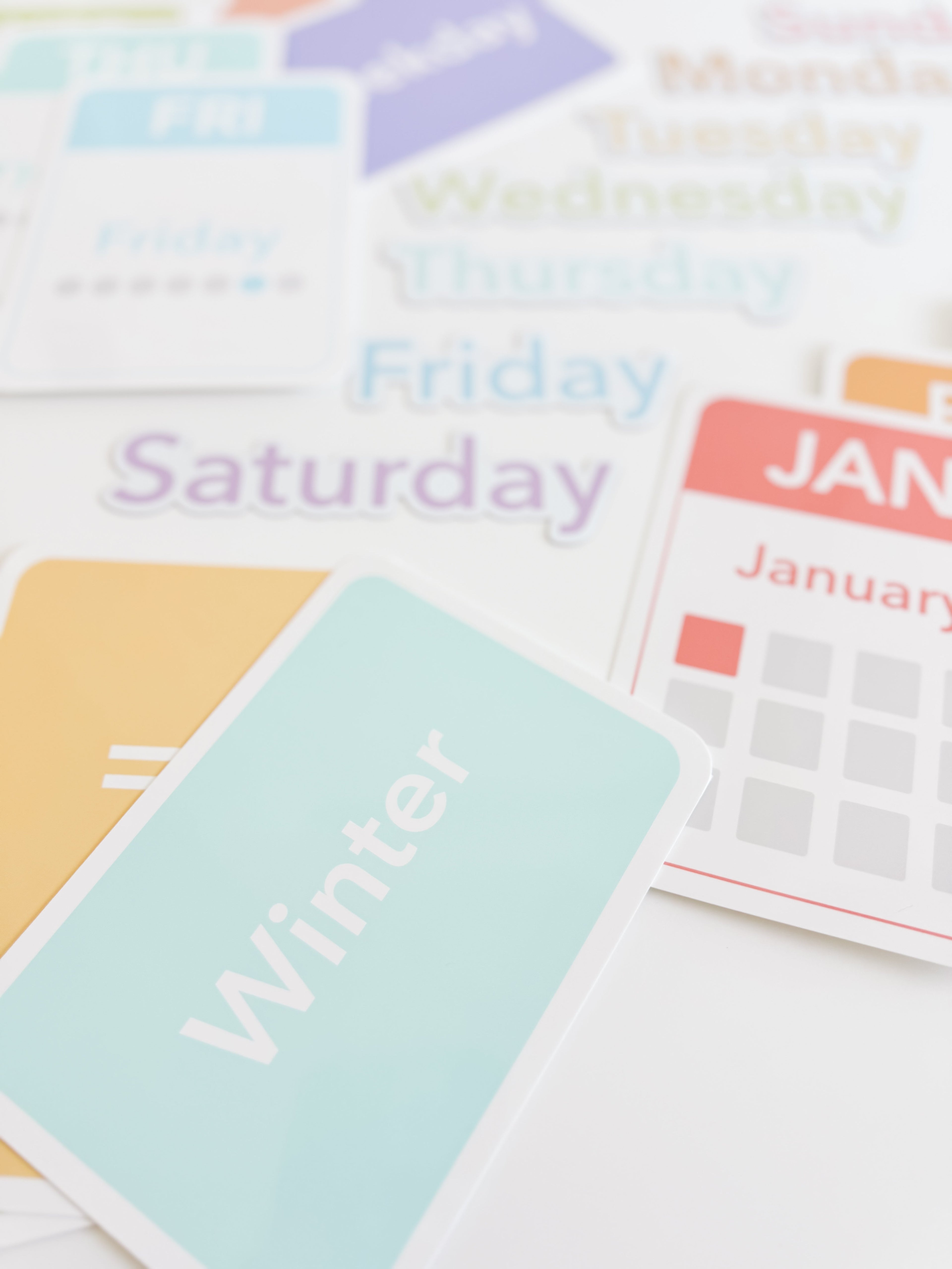 days-months-seasons-flashcards-and-magnets-Gift-Baby-Toys-17