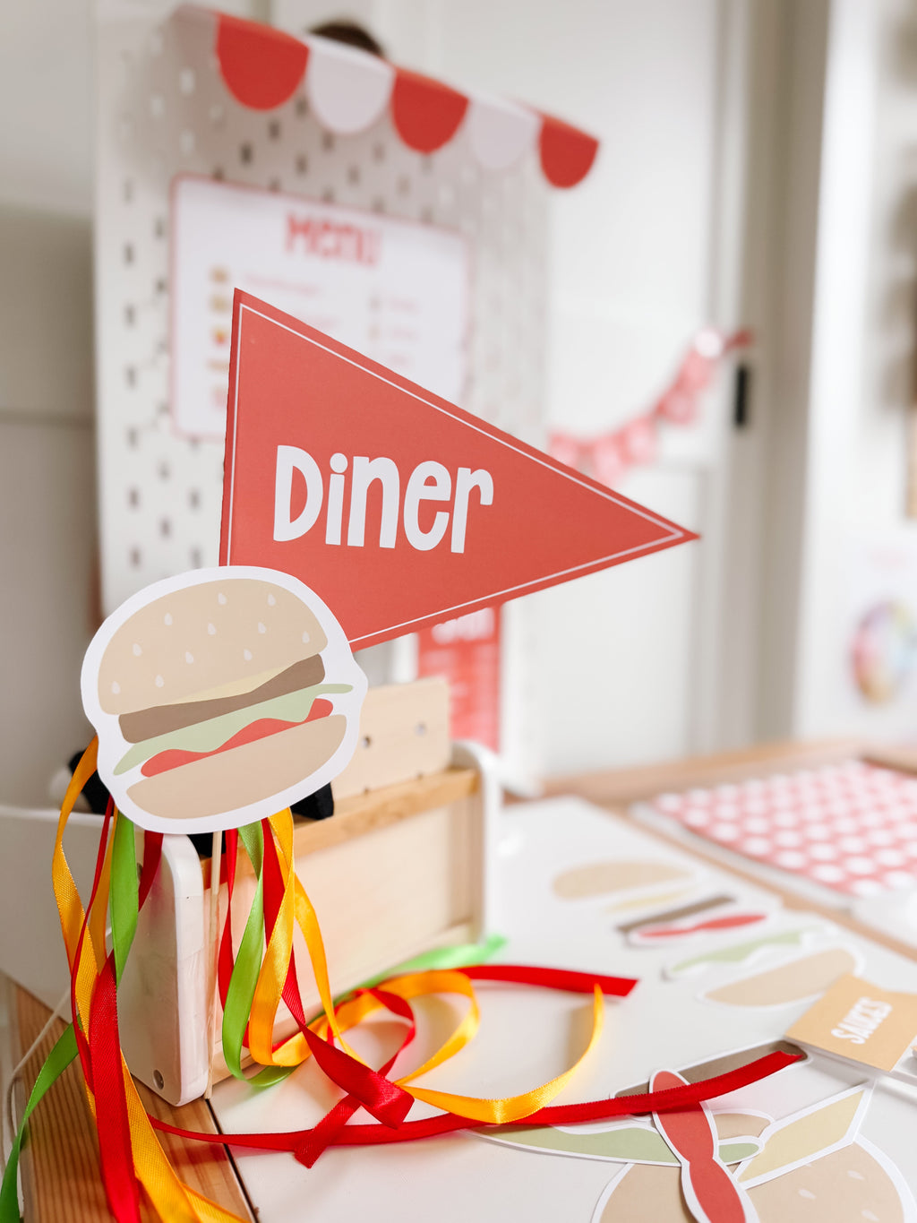 burger-diner-dramatic-play-printable-kit-Gift-Baby-Toys-4