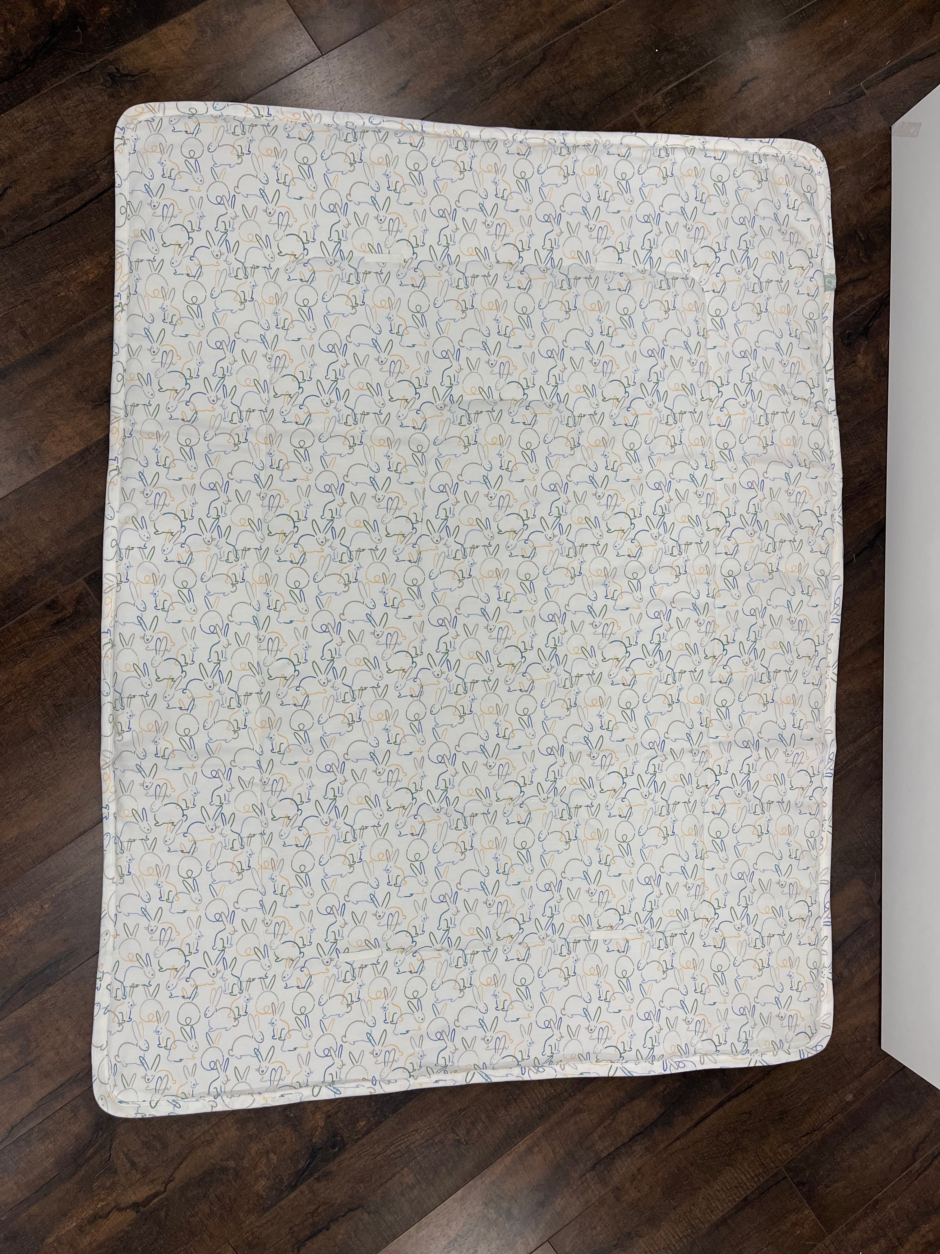 organic-play-mat-rectangle-bunnies-Gift-Baby-Toys-4