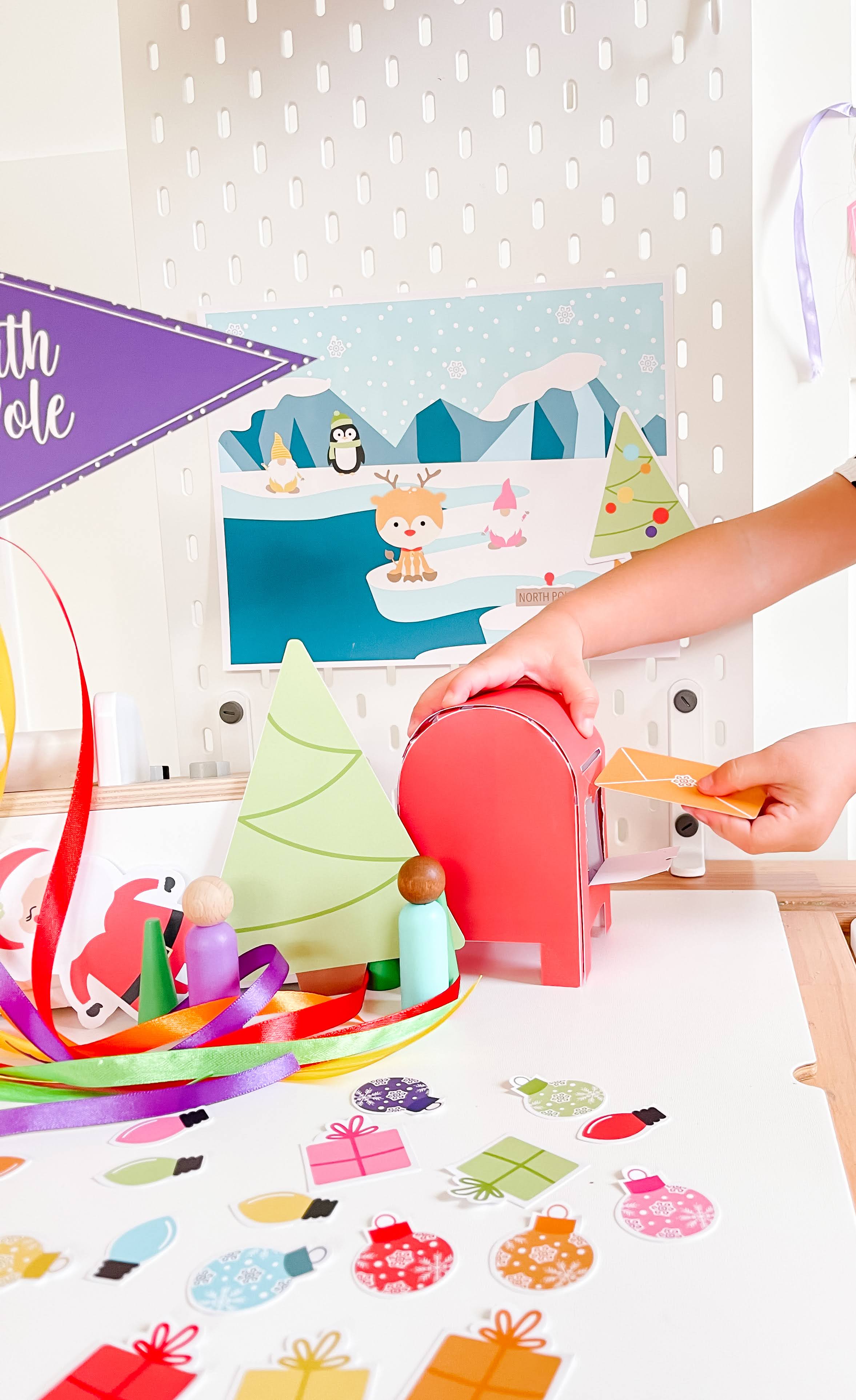 whoville-grinch-sensory-dramatic-play-Gift-Baby-Toys-6