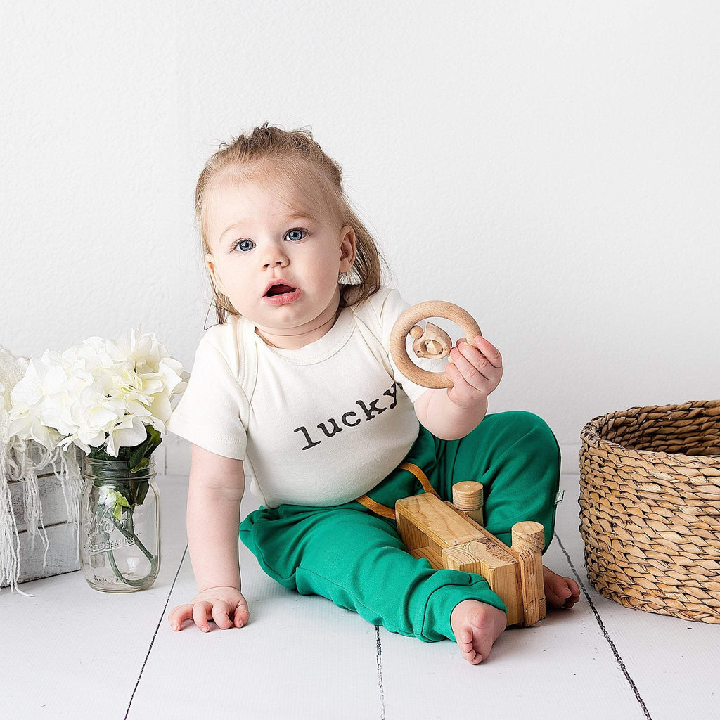 graphic-bodysuit-lucky-Gift-Baby-Toys-2