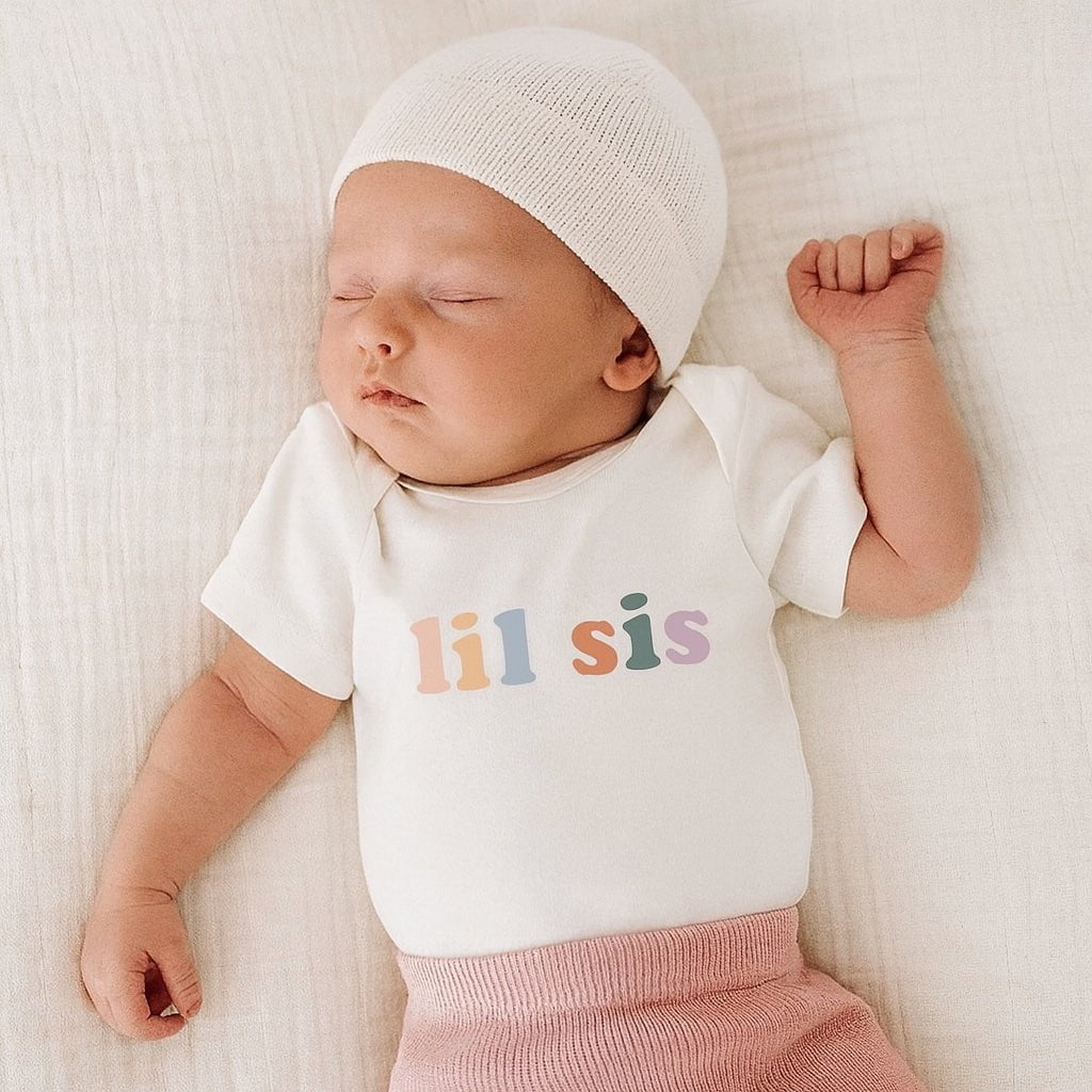 graphic-bodysuit-lil-sis-Gift-Baby-Toys-5