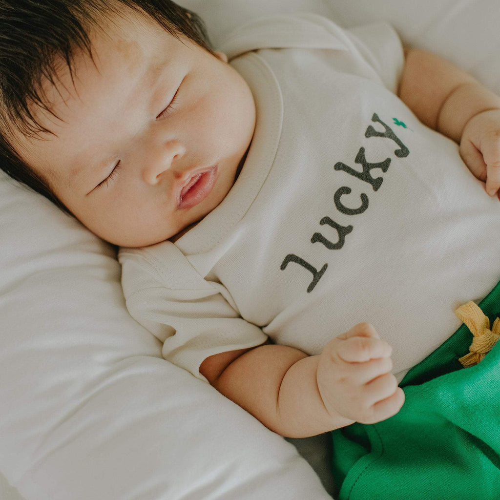graphic-bodysuit-lucky-Gift-Baby-Toys-3