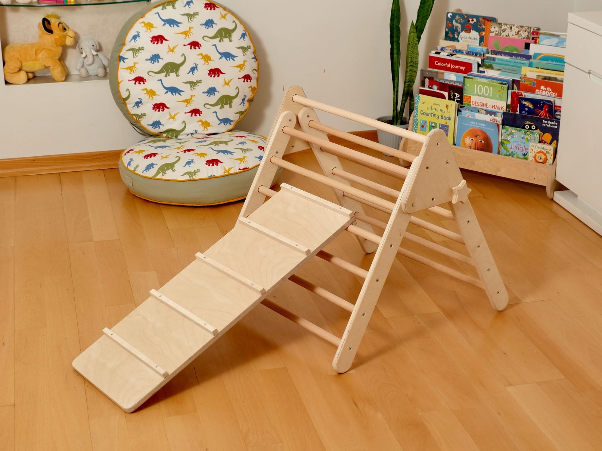 montessori-indoor-playground-pikler-triangle-climbing-arch-2in1-ramp-pillow-Gift-Baby-Toys-7