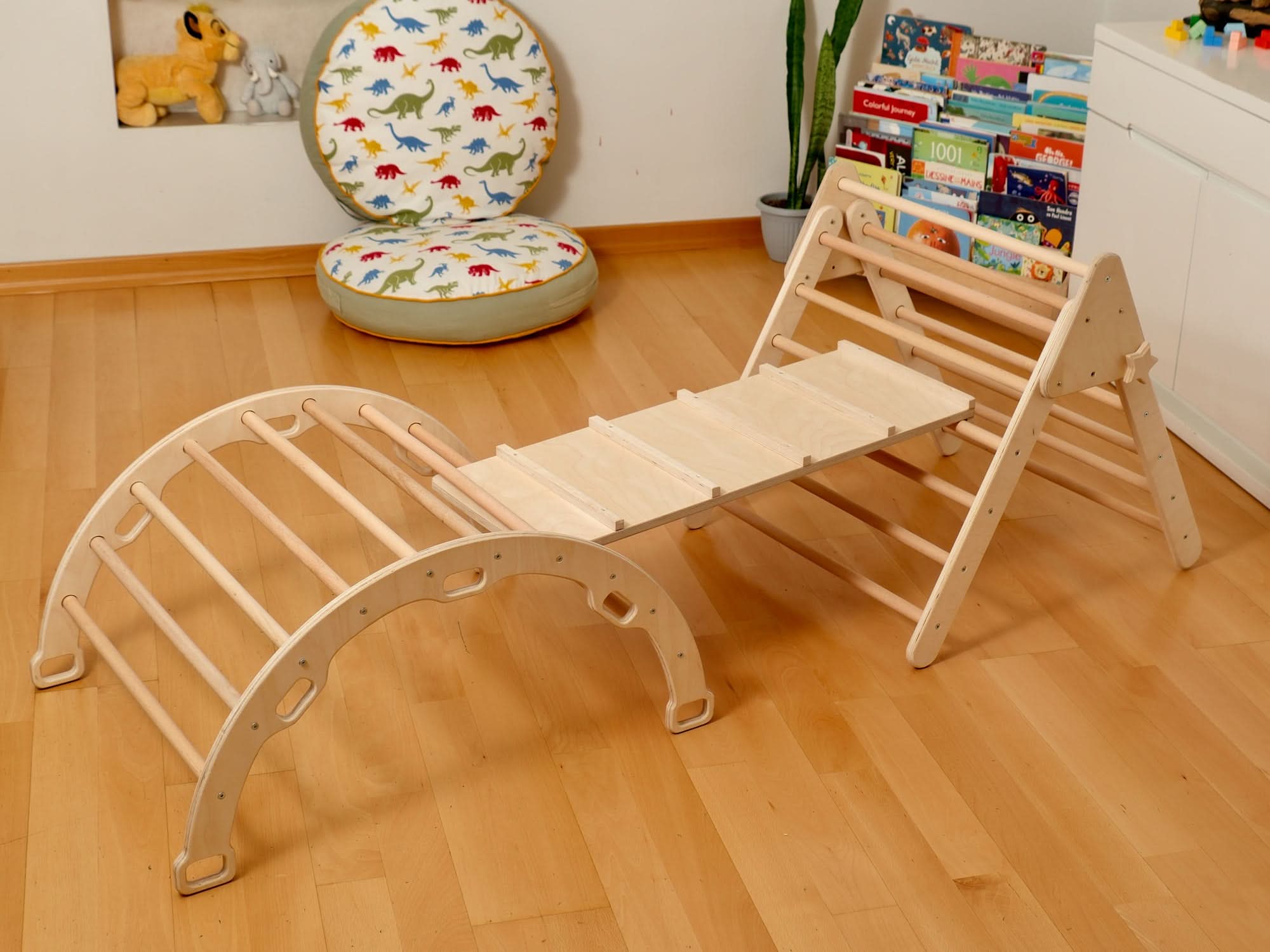 montessori-indoor-playground-pikler-triangle-climbing-arch-2in1-ramp-pillow-Gift-Baby-Toys-2