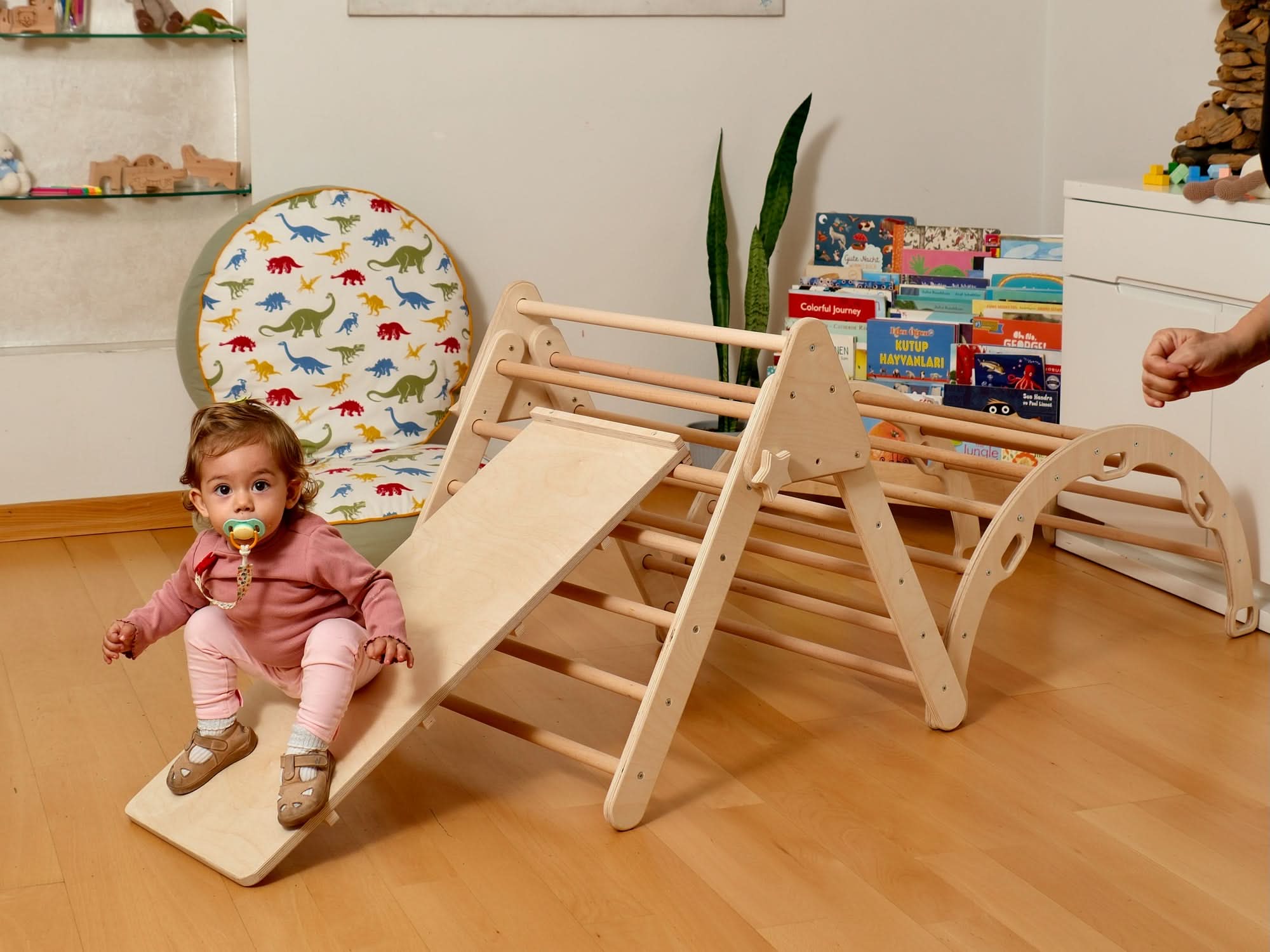 montessori-indoor-playground-pikler-triangle-climbing-arch-2in1-ramp-pillow-Gift-Baby-ToysClimbing Triangles-1