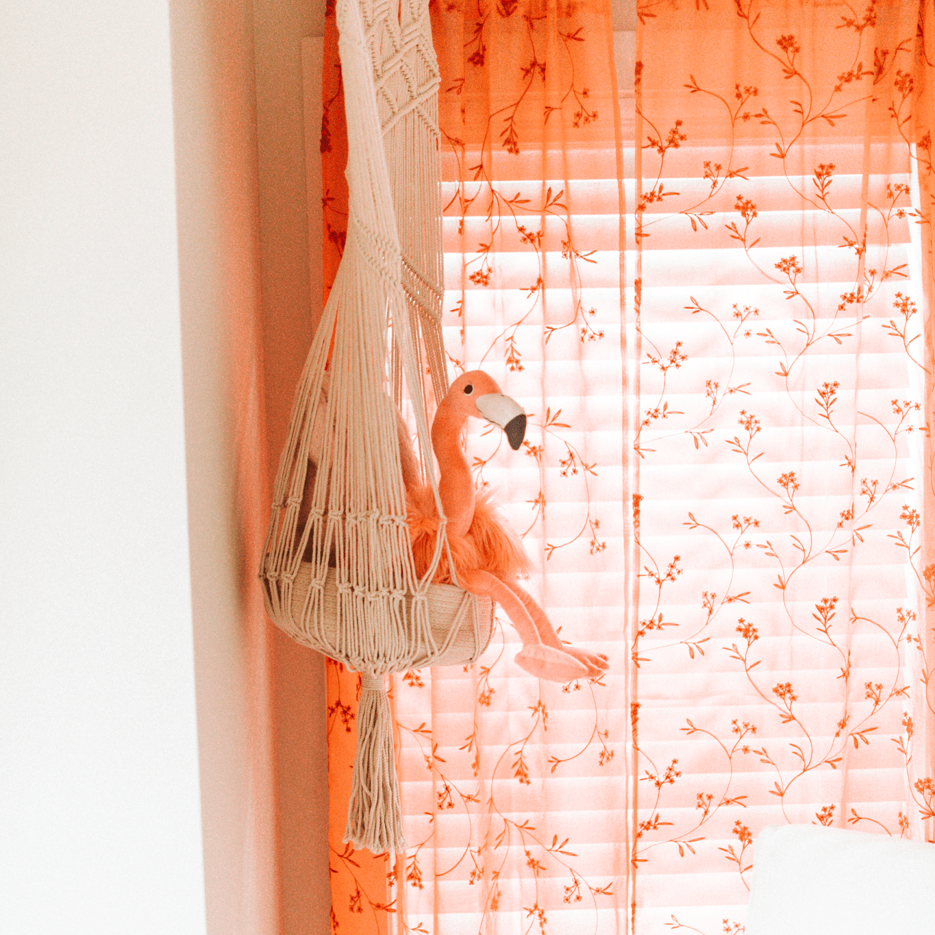 macrame-toy-hanging-basket-Gift-Baby-Toys-2