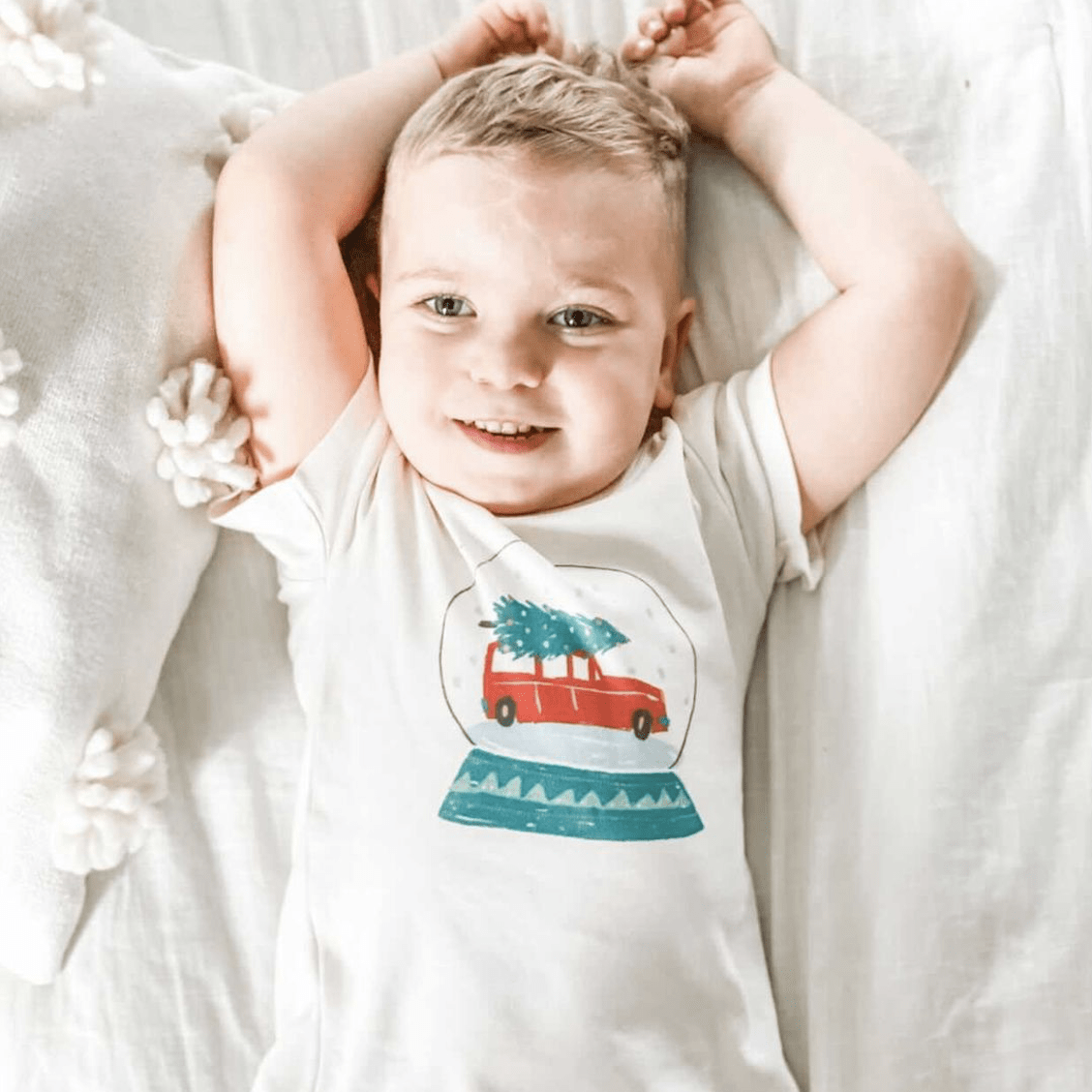 graphic-tee-snow-globe-Gift-Baby-Toys-2