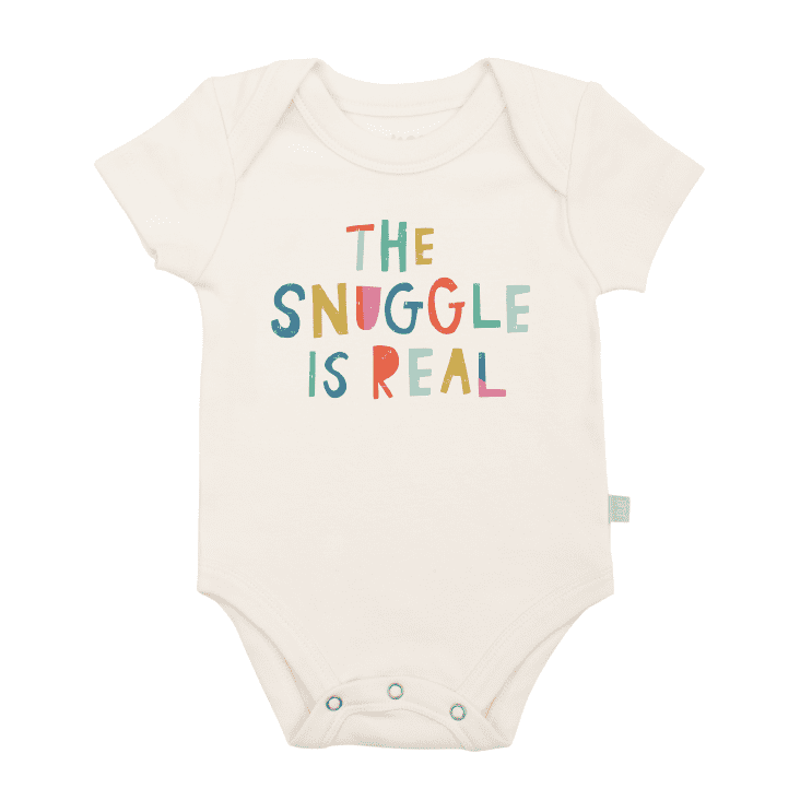 graphic-bodysuit-snuggle-Gift-Baby-Toysbodysuits-1