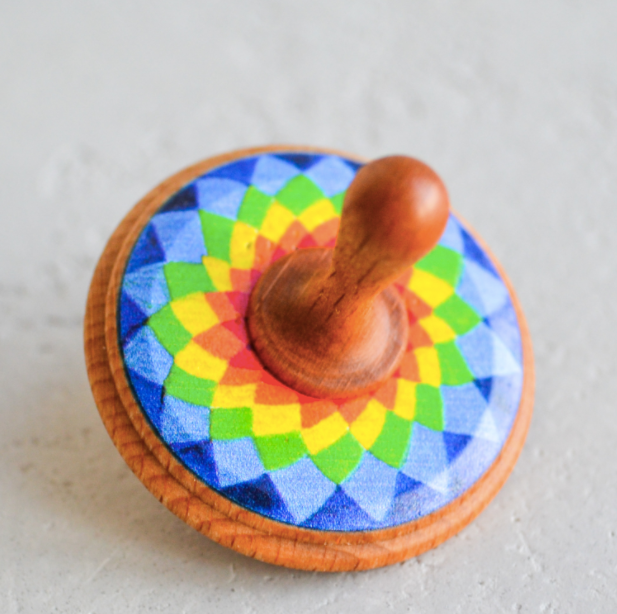 wooden-spinning-top-toy-painted-Gift-Baby-Toys-13