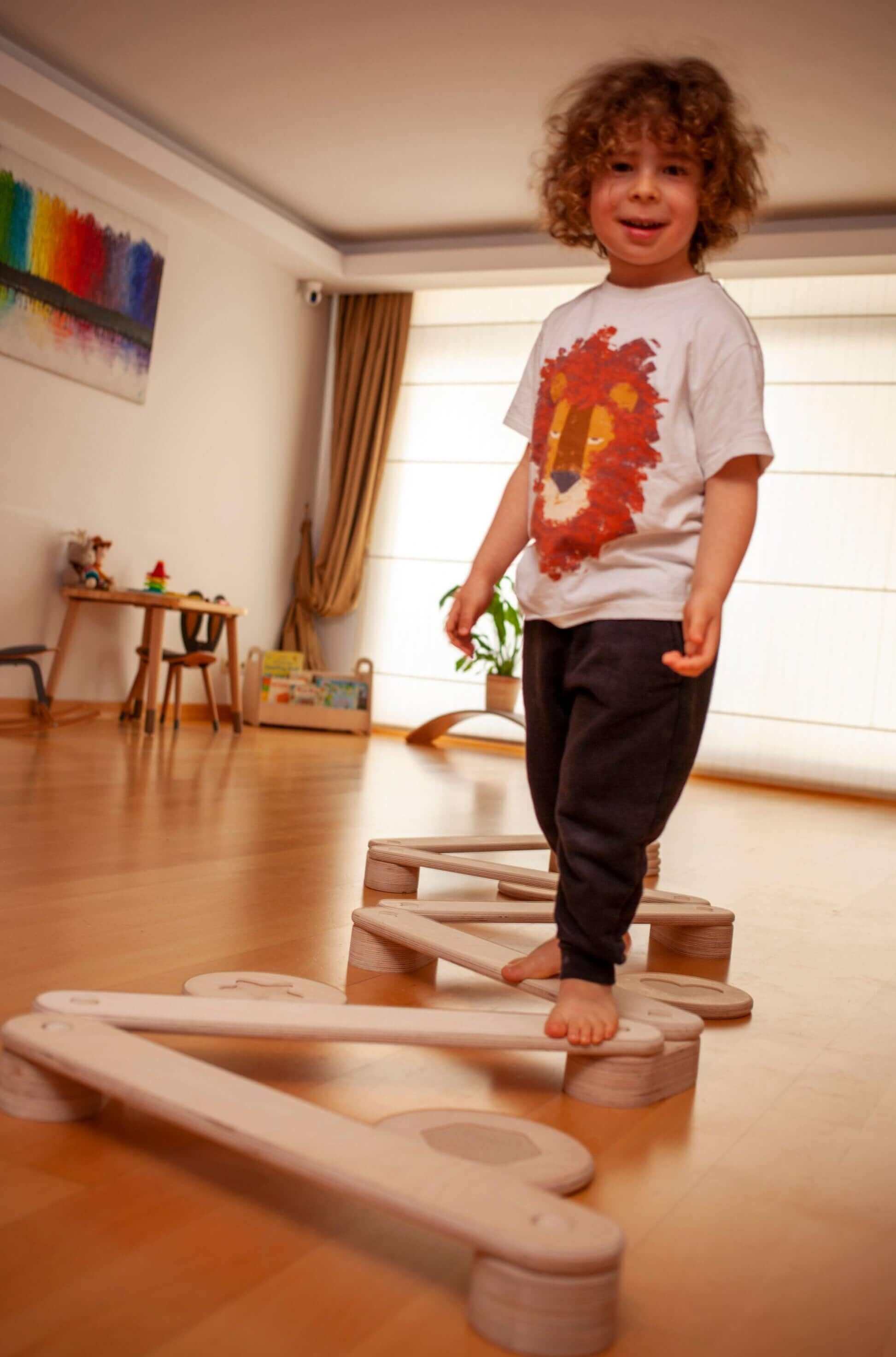 montessori-balance-beam-and-stepping-stones-set-Gift-Baby-ToysBalance Boards-1
