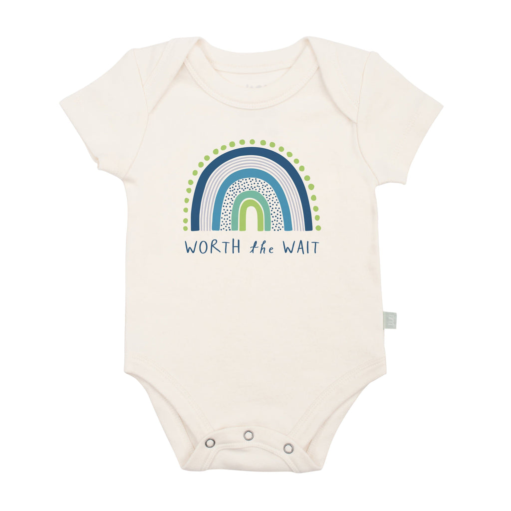 graphic-bodysuit-worth-the-wait-Gift-Baby-Toysbodysuits-1