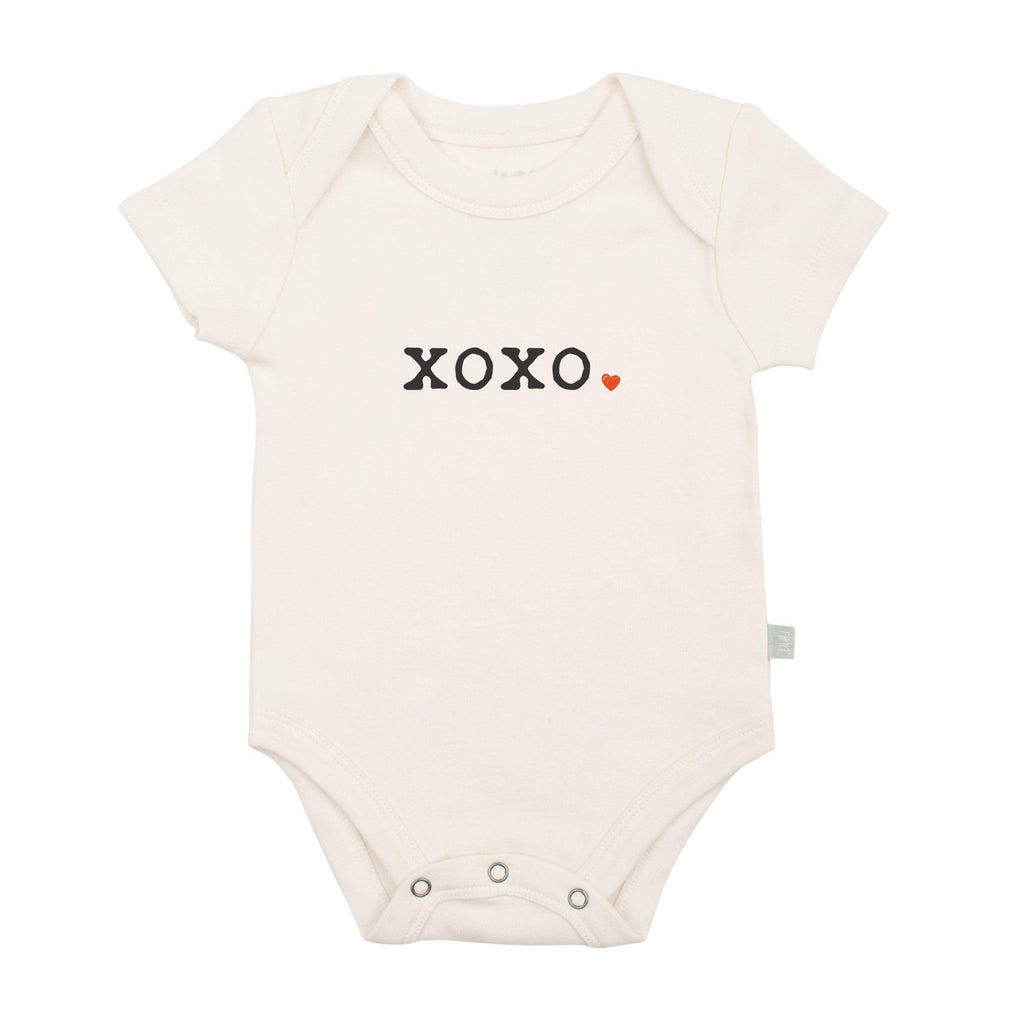 graphic-bodysuit-xoxo-Gift-Baby-Toysbodysuits-1