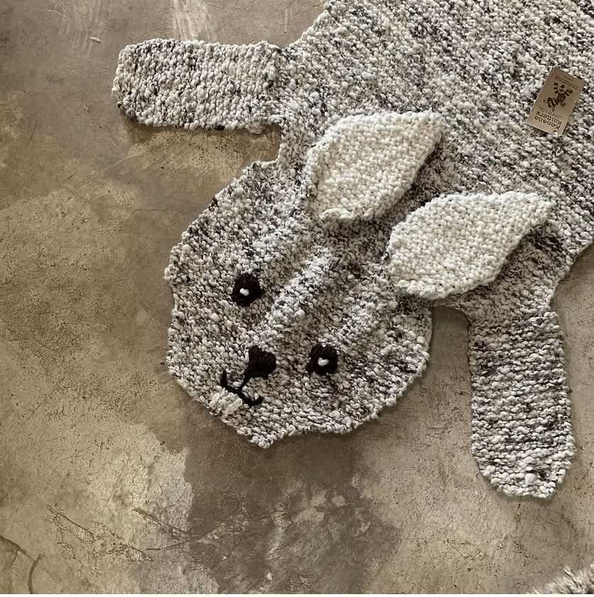 organic-wool-play-mat-nursery-rug-bunny-Gift-Baby-Toysknit dolls-1