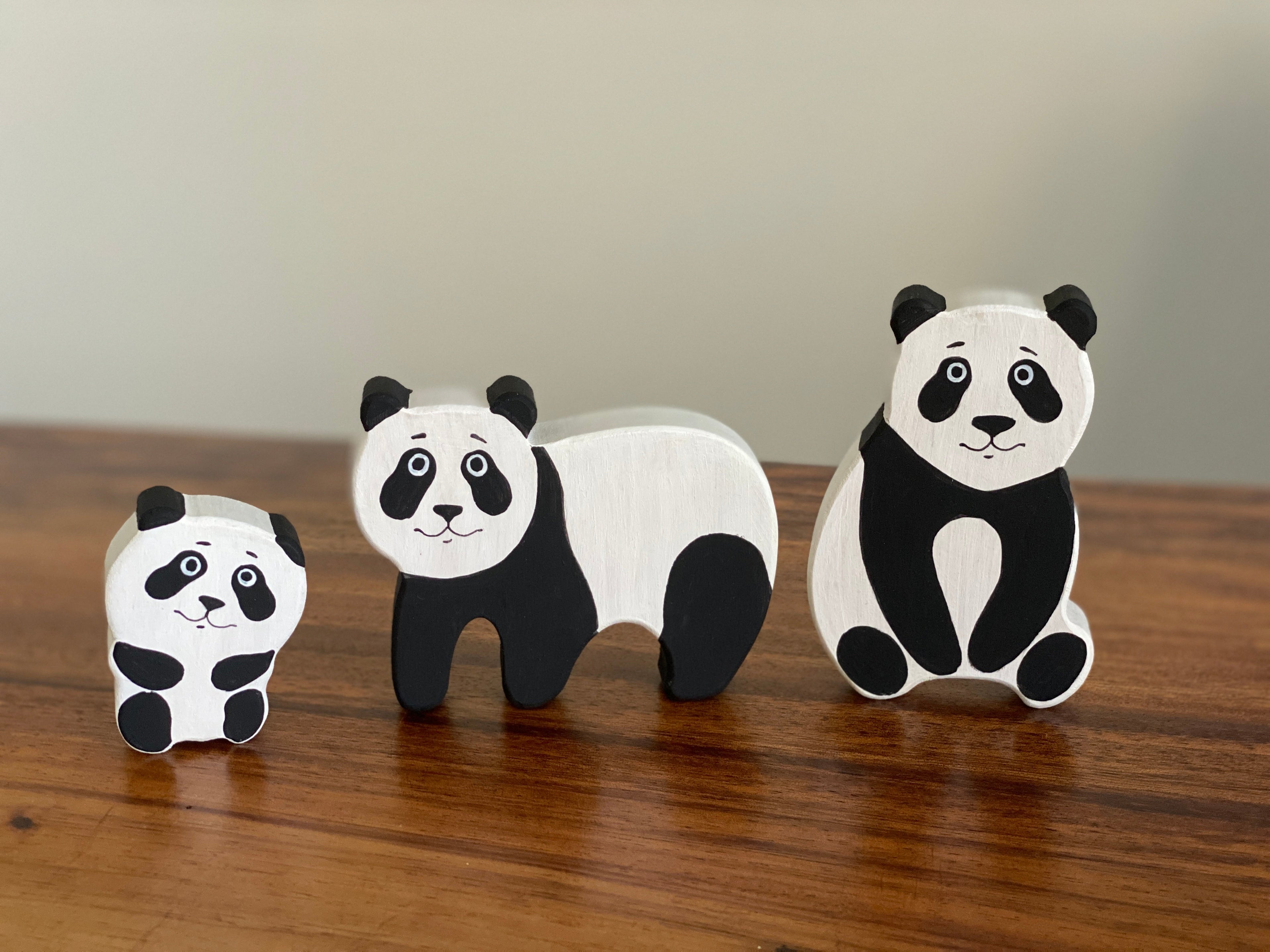 wooden-panda-figurines-set-of-3-Gift-Baby-Toys-4