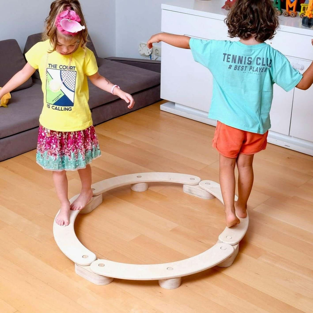 circular-wooden-balance-beam-set-montessori-Gift-Baby-ToysBalance Boards-1